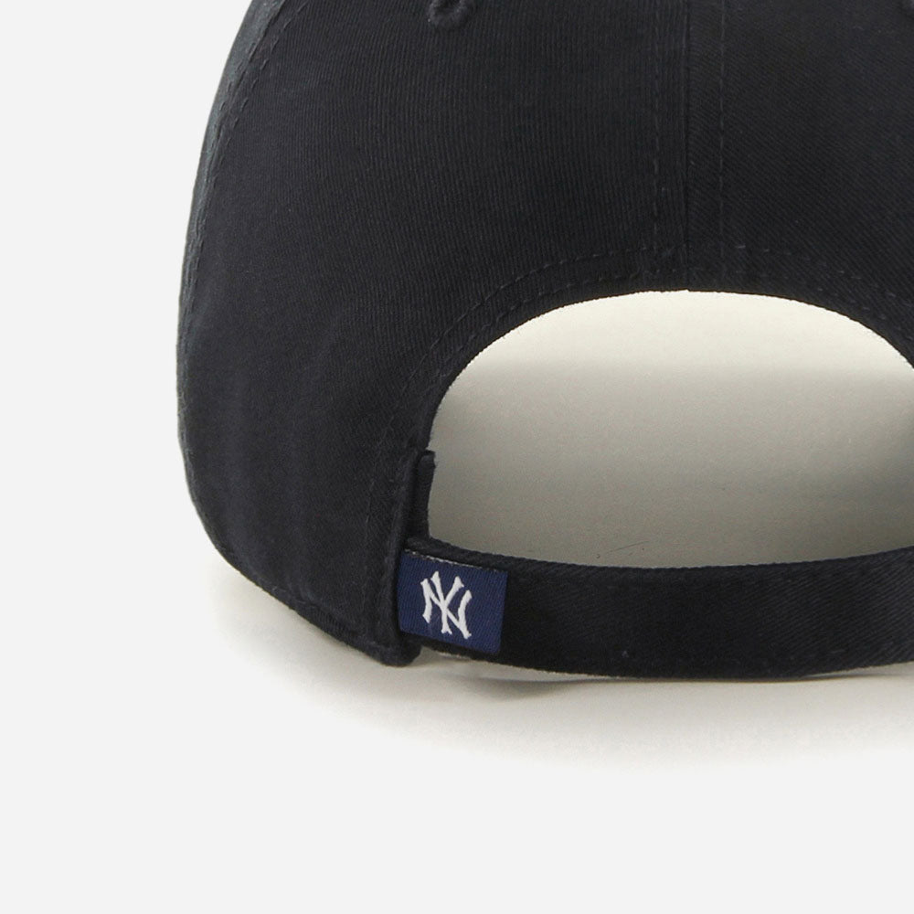 47 - MLB New York Yankees BASE Runner Clean Up Cap - Black
