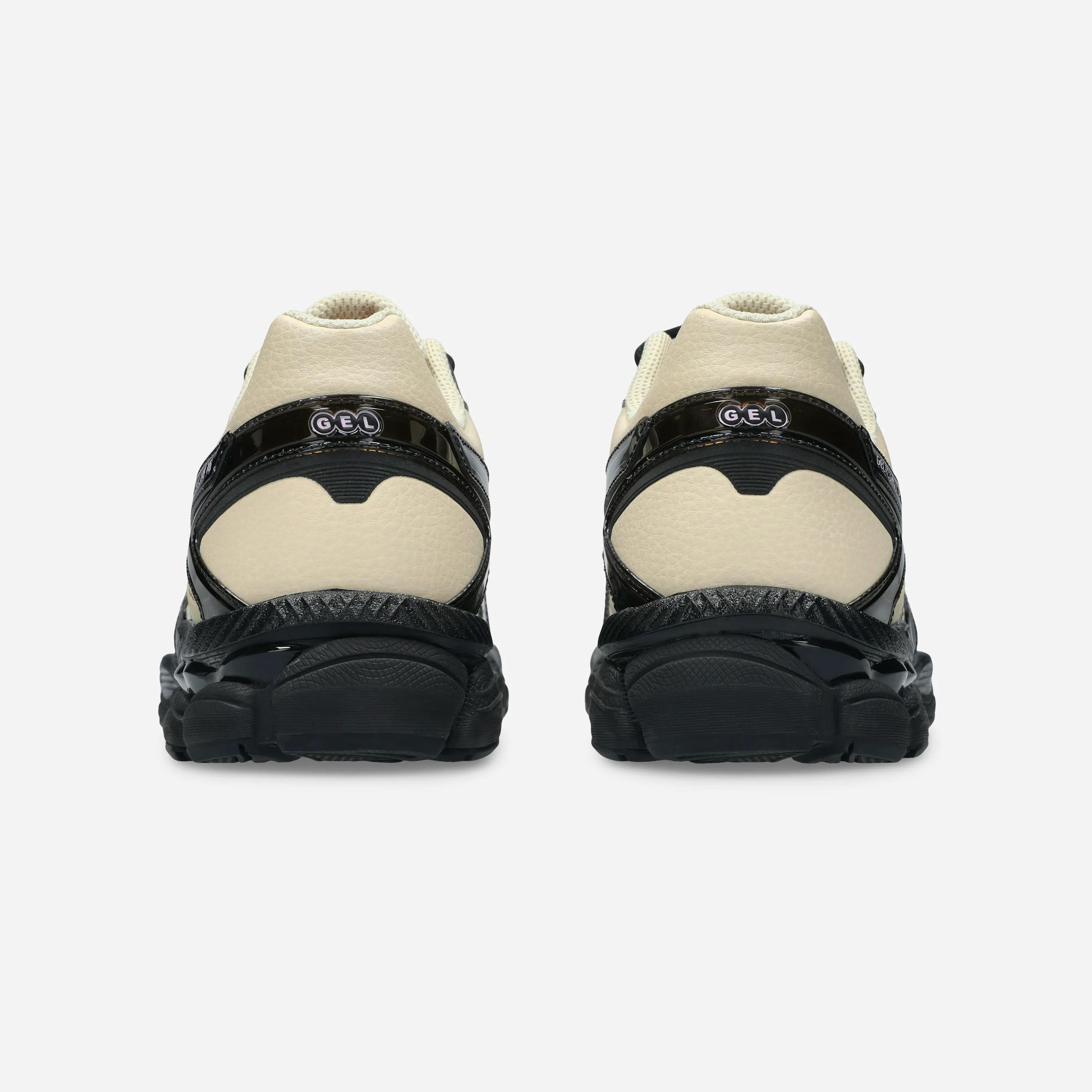 ASICS x FINESSE GEL-Cumulus 16 (Sturt's Desert Rose Edition)