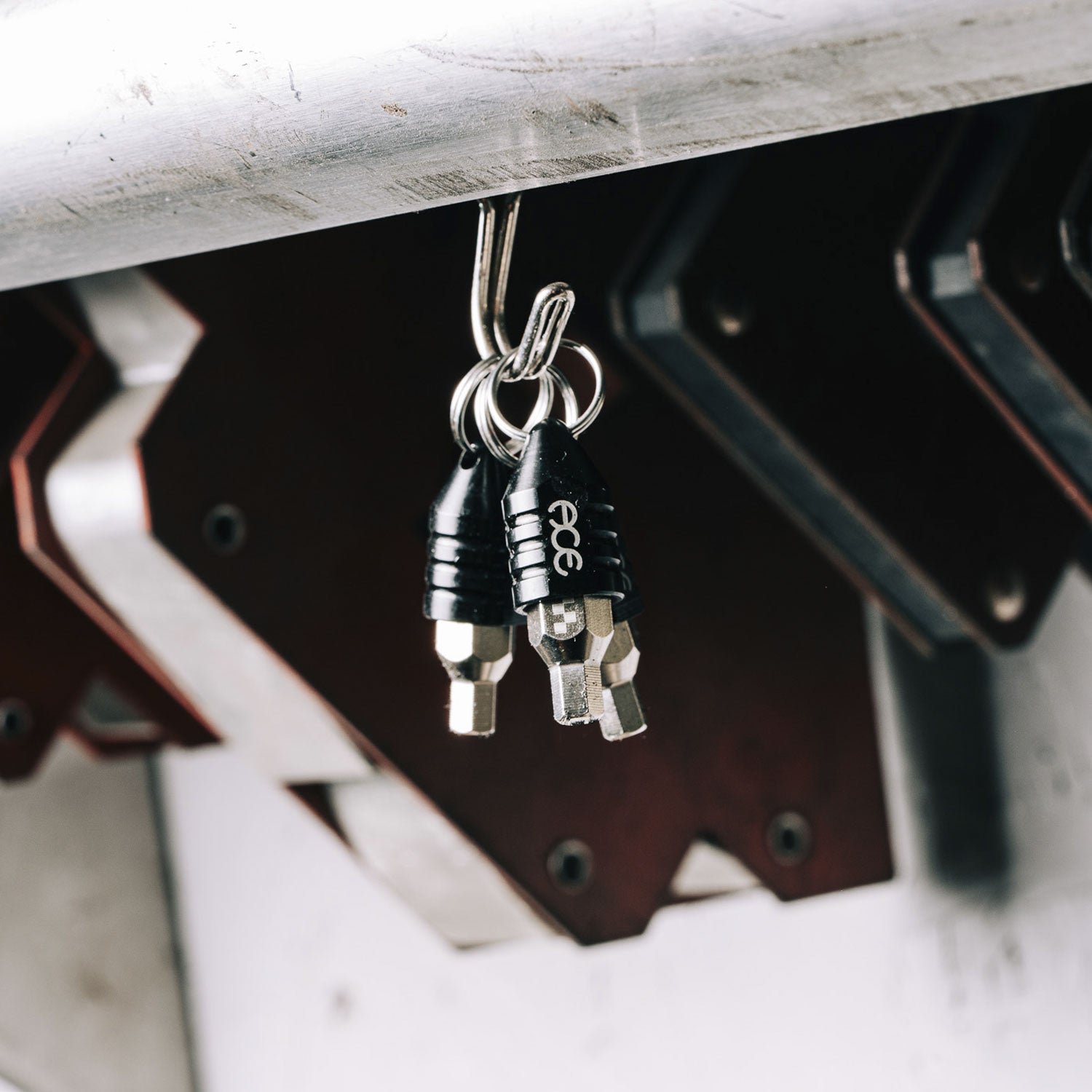 ACE Trucks - Inverted Tool - Magna Adaptor