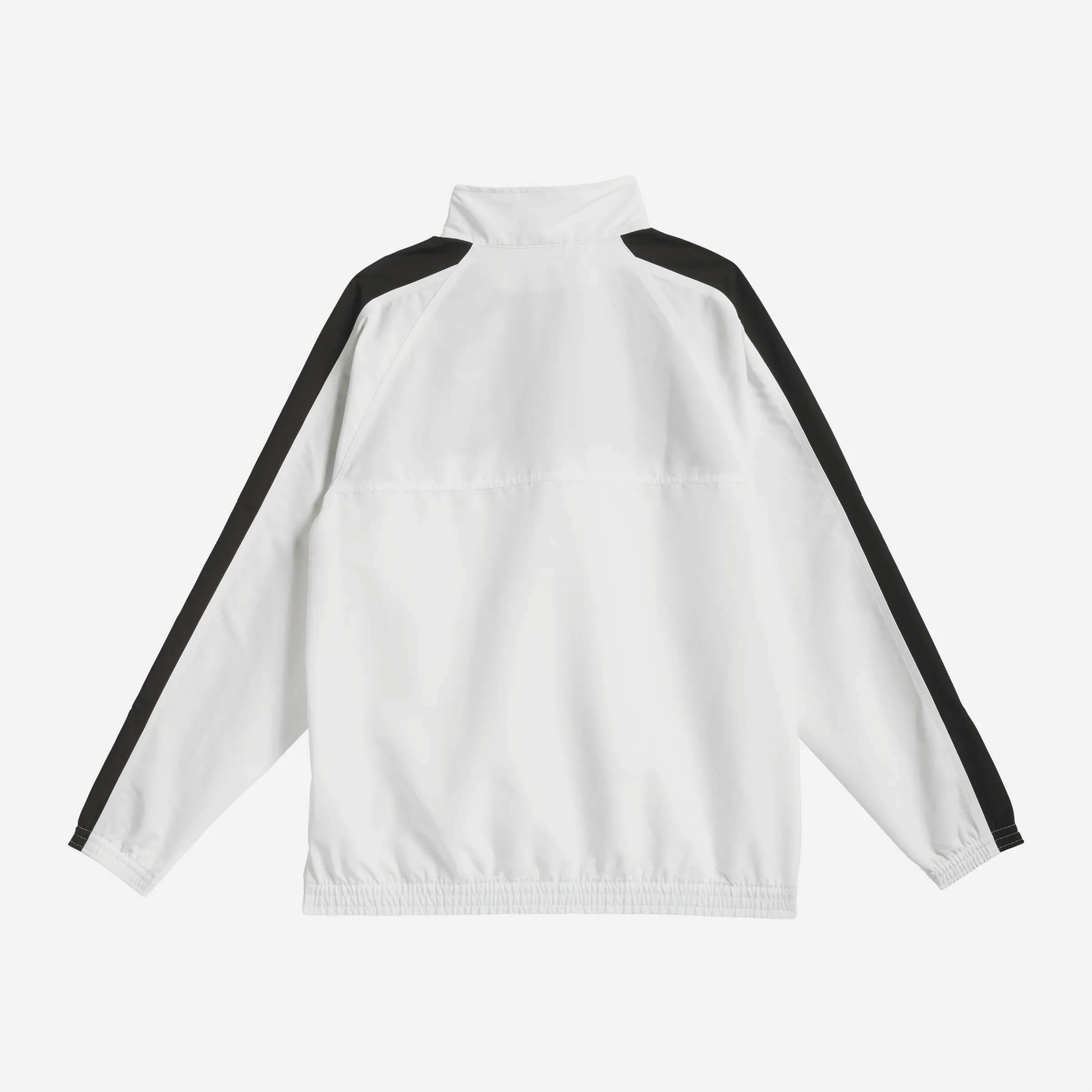 Vue arrière veste légère Adidas blanche et noire.