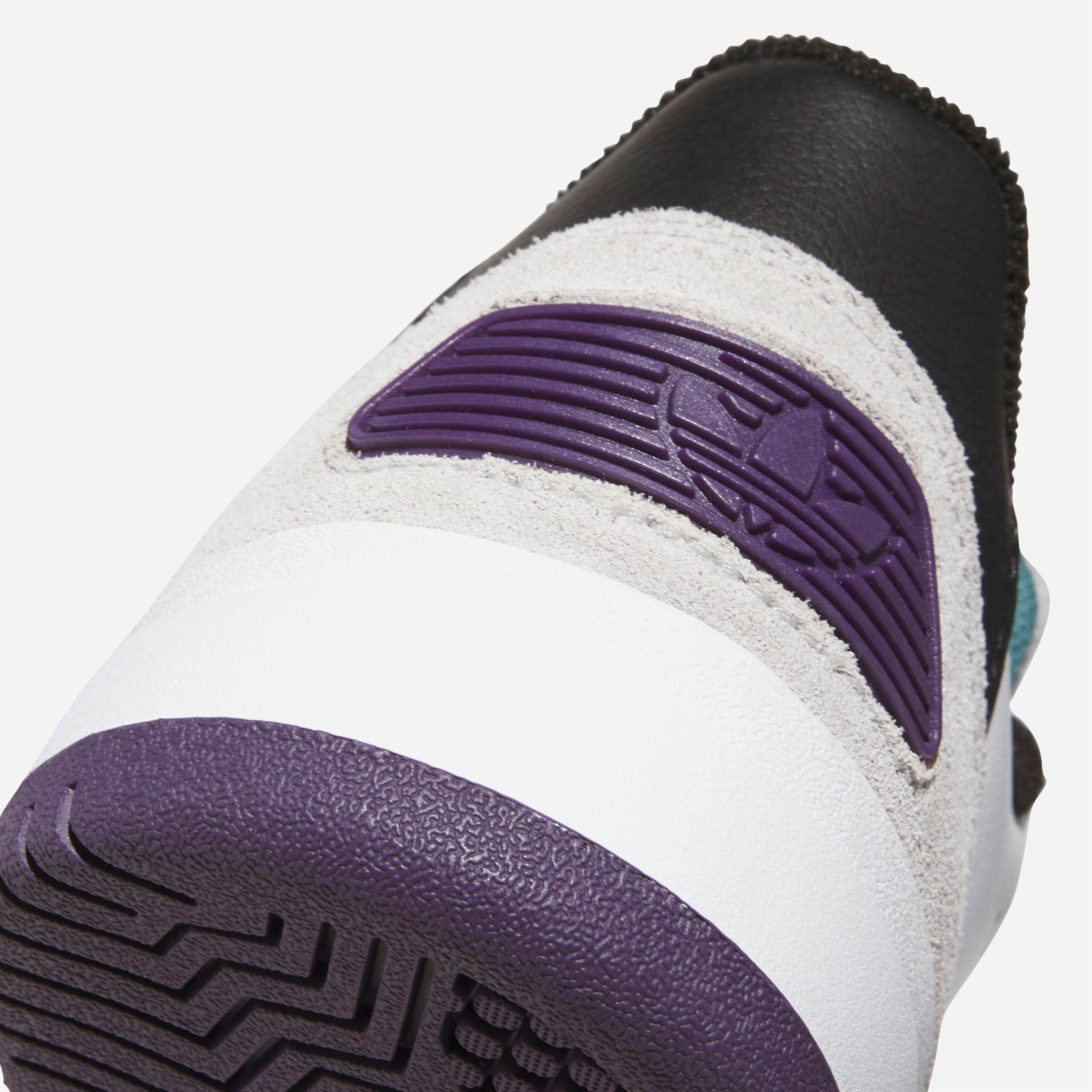 Adidas - Tekkira Cup - Ftwr White / Core Black / Aurora Plum