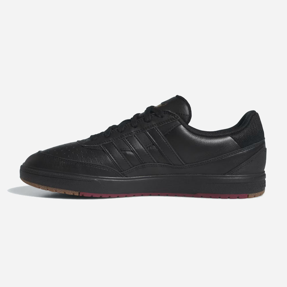Adidas - Tyshawn II - Core Black / Core Black / Collegiate Green