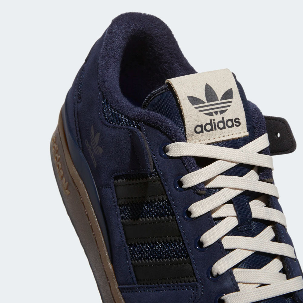 ADIDAS SKATEBOARDING - FORUM 84 LOW ADV - Collegiate Navy - Core Black - Blue Bird