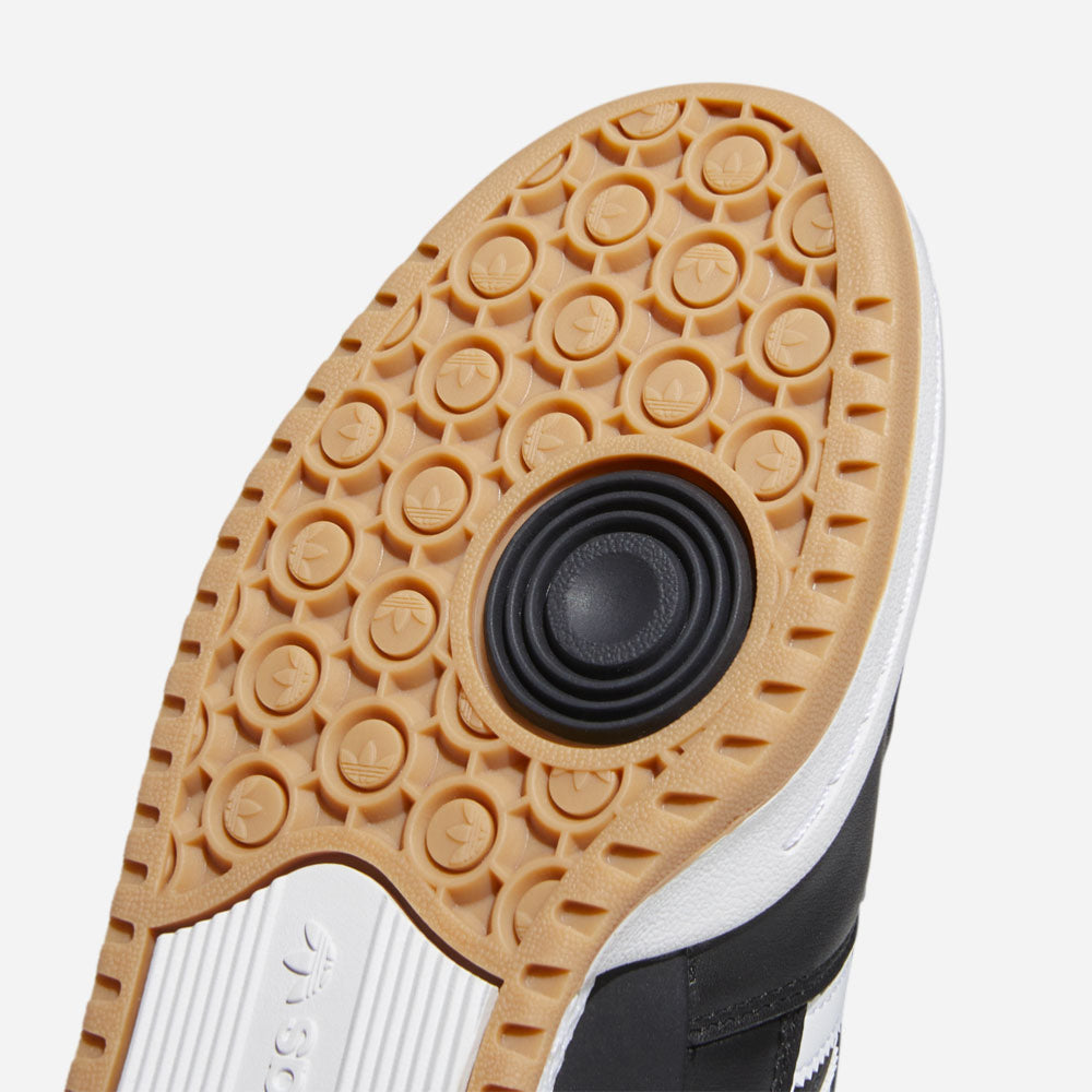 Adidas Skateboarding - Forum 84 Low ADV - Core Black - Core White - Core White