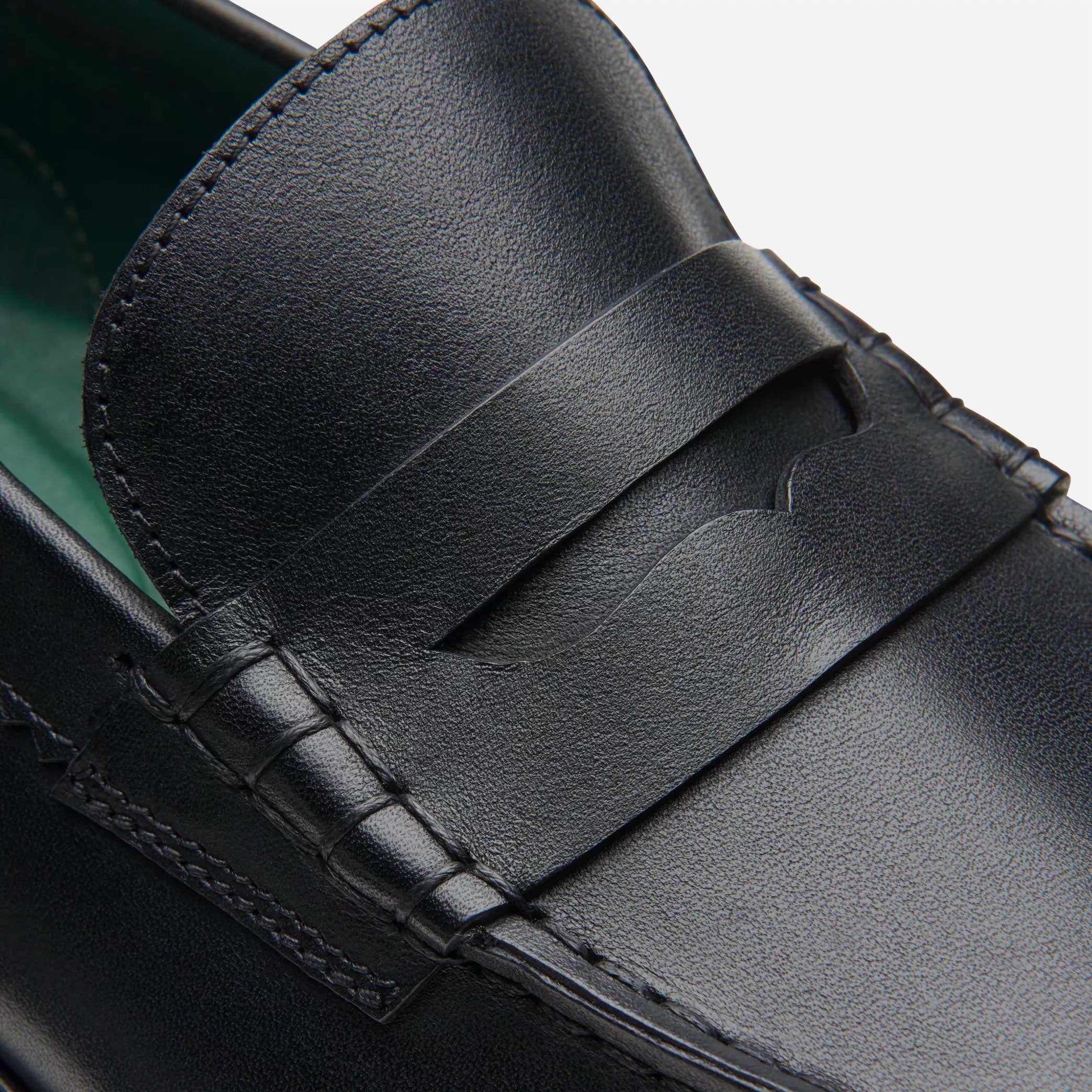 CLARKS ORIGINALS - Craft James Lo Loafer - Black Leather
