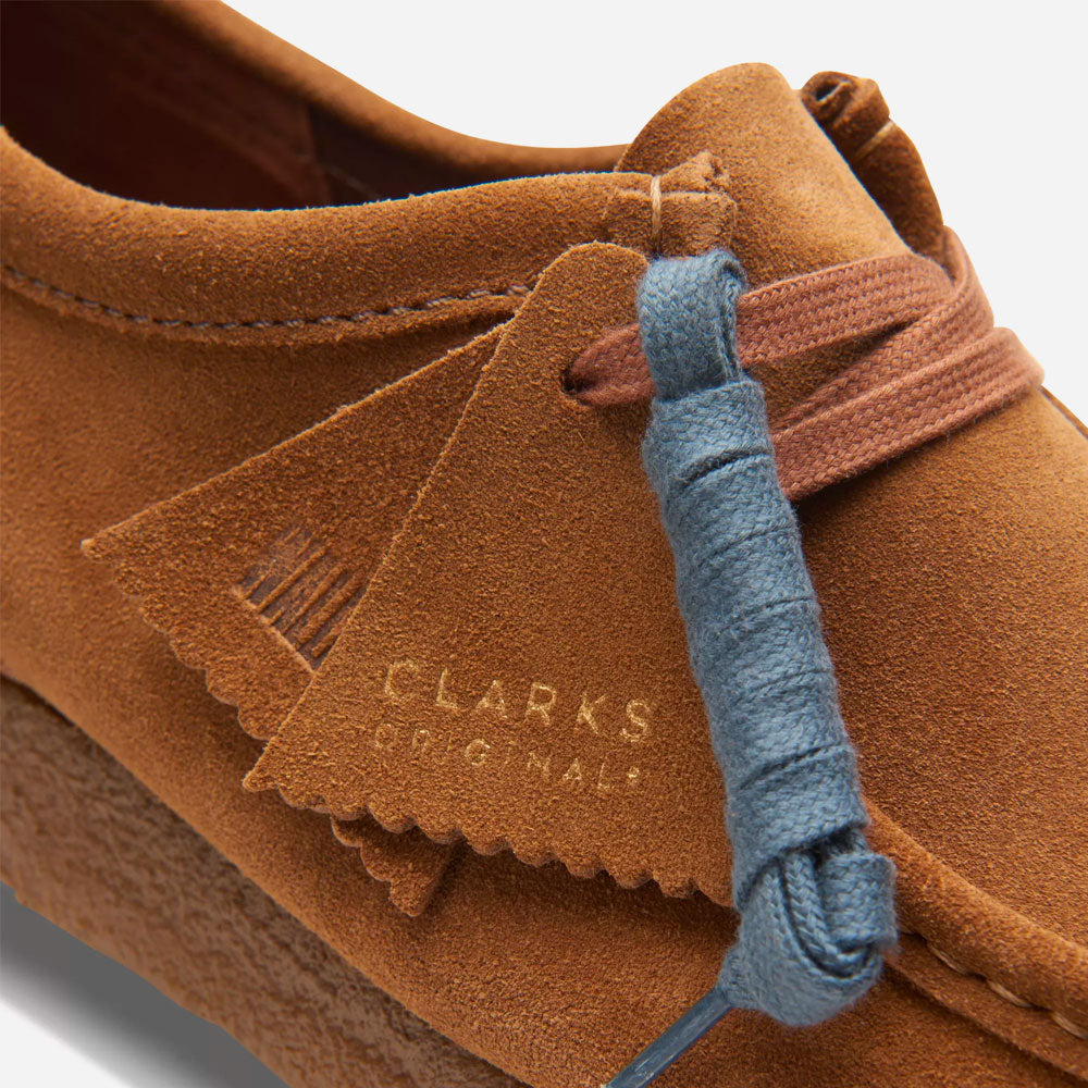CLARKS ORIGINALS - WALLABEE - Cola