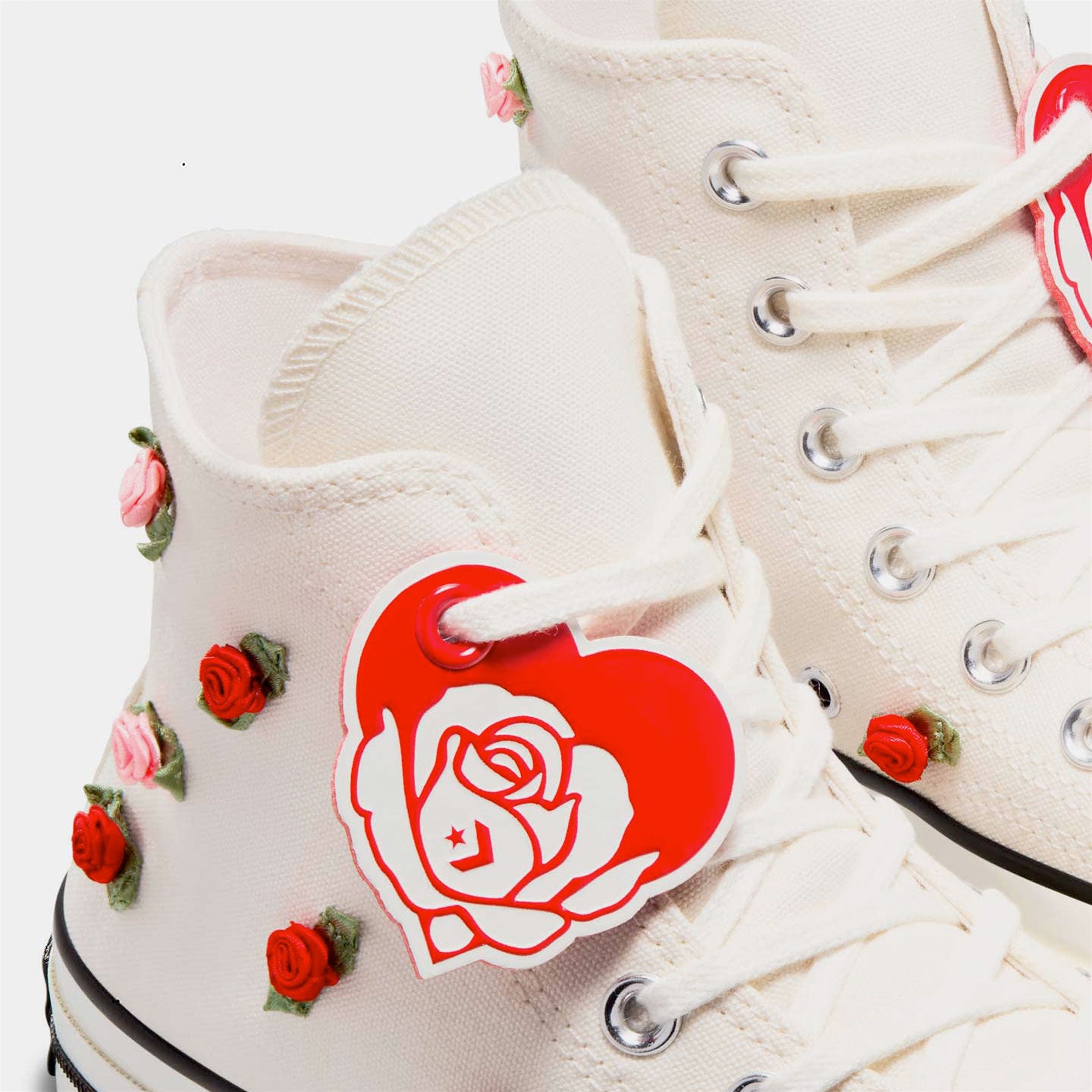 Converse - Chuck Taylor 70 Hi "Roses" - Egret/Red/Lt Jellyfish Jitter