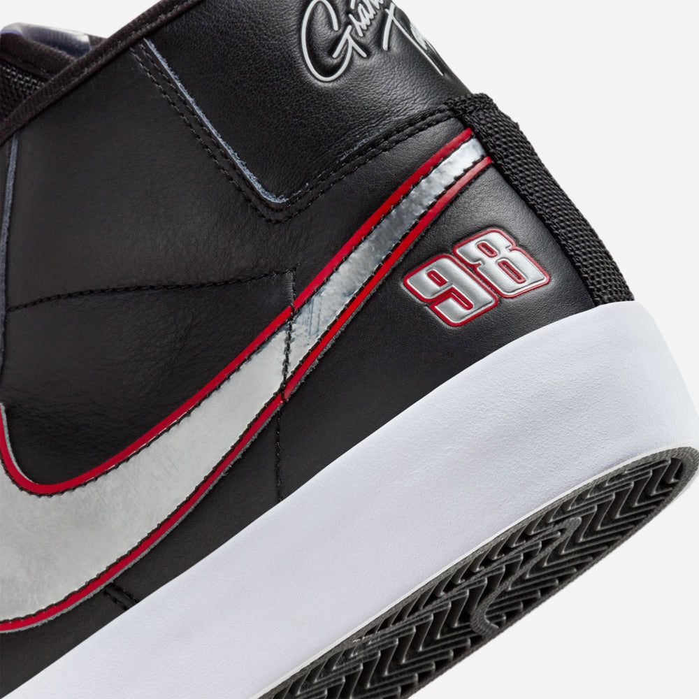 NIKE SB - BLAZER MID x GRANT TAYLOR - Black - Metallic Silver - University Red