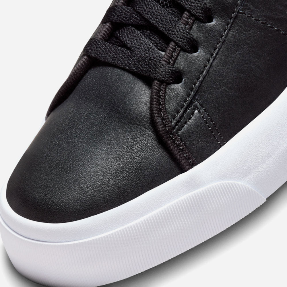 NIKE SB - BLAZER MID x GRANT TAYLOR - Black - Metallic Silver - University Red