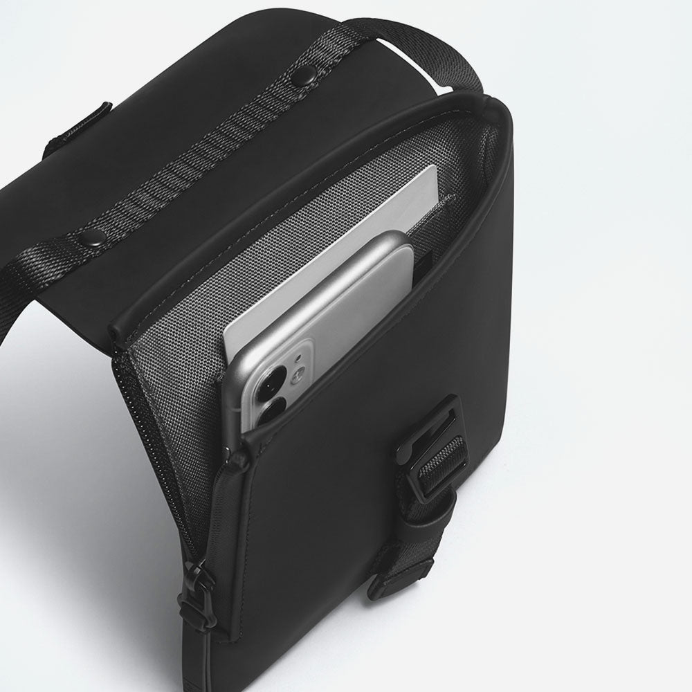 Gaston Luga - Spläsh Mini Crossbody Bag - Black