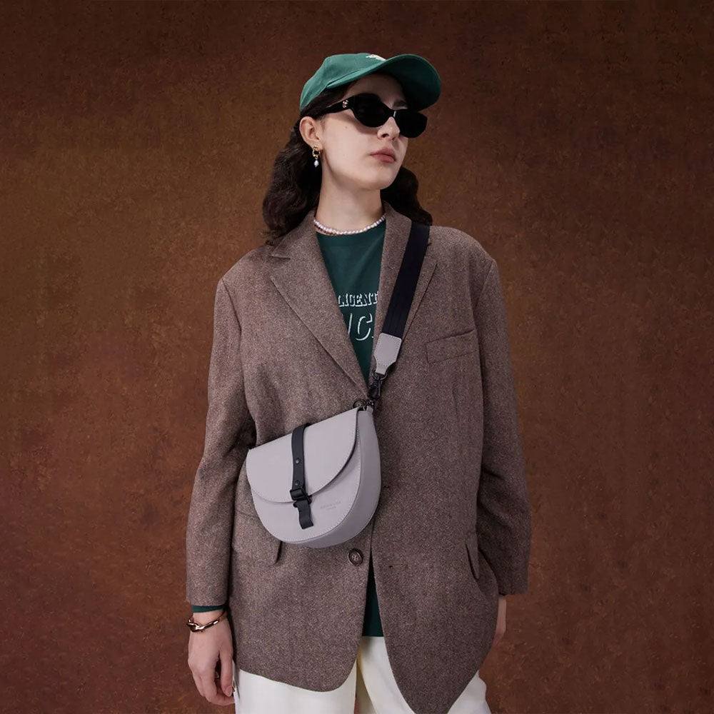 Gaston Luga - Spläsh Moon Crossbody - Taupe