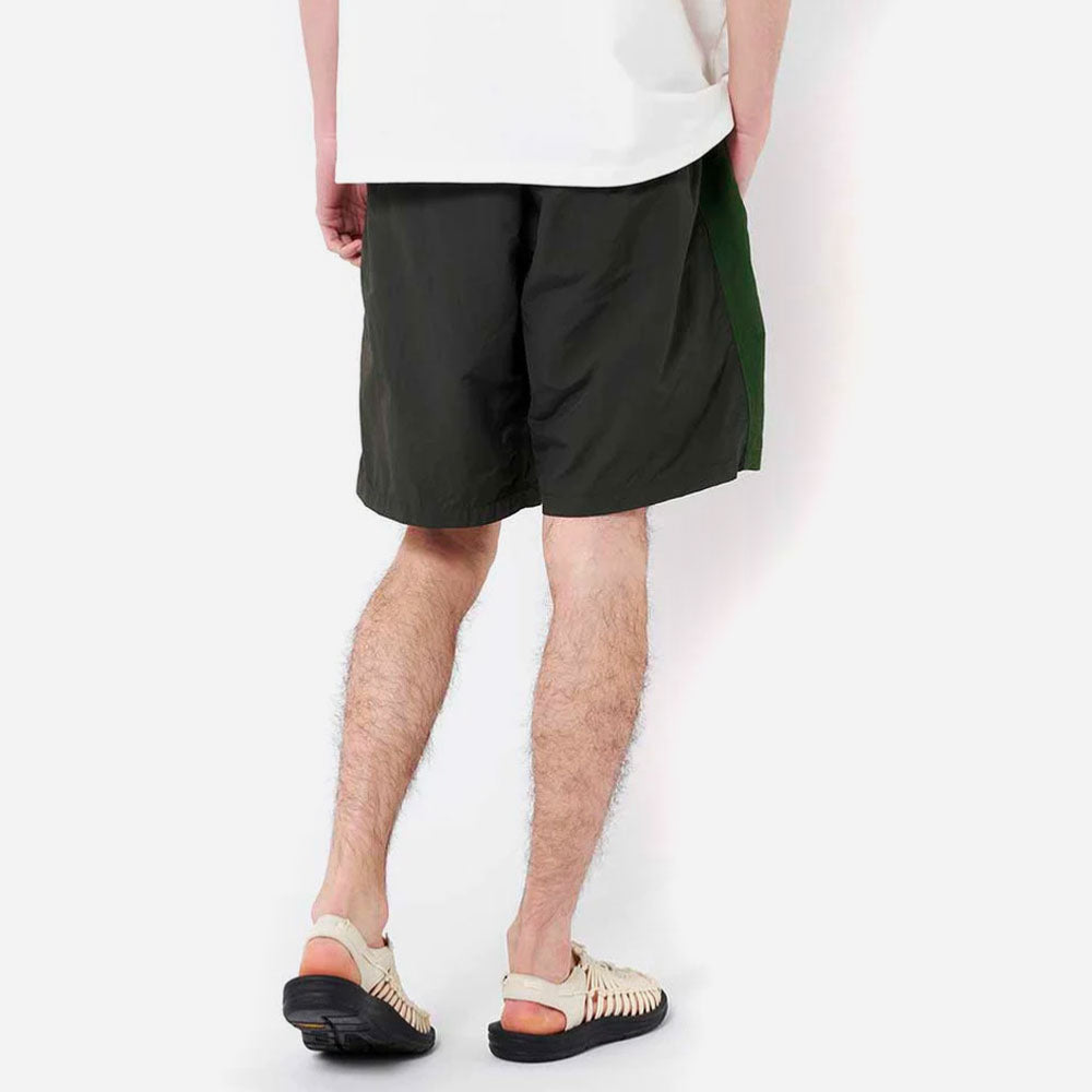 GRAMICCI - RIVER BANK SHORT - Black Ink Green