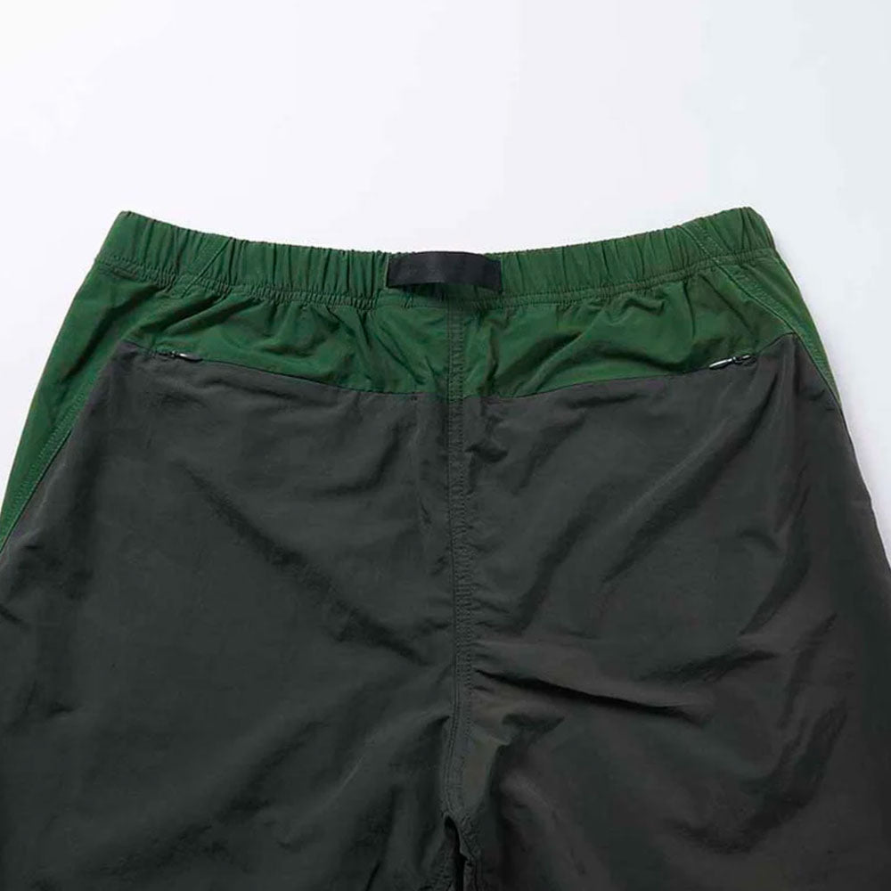 GRAMICCI - RIVER BANK SHORT - Black Ink Green