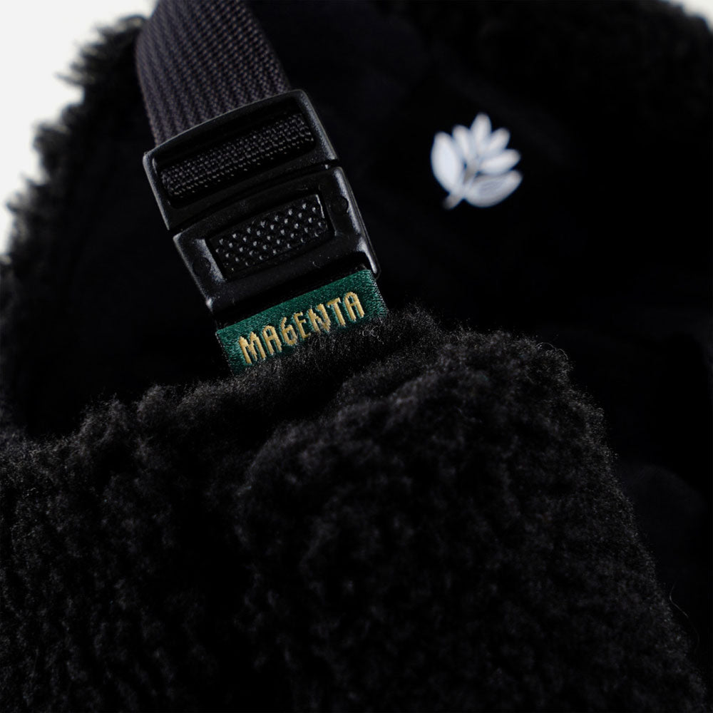 MAGENTA - SHERPA SAILOR BEANIE - Black