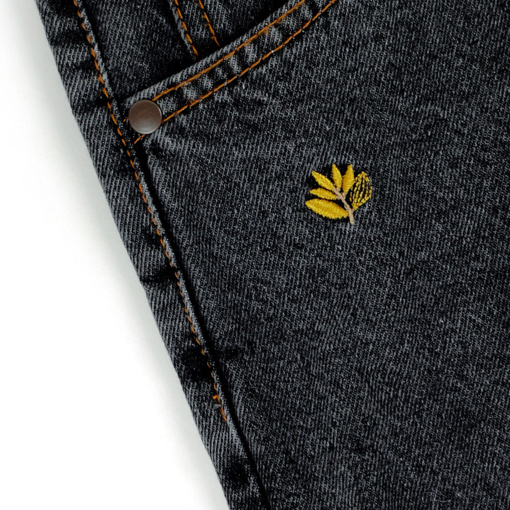 MAGENTA - OG DENIM - Distressed Black