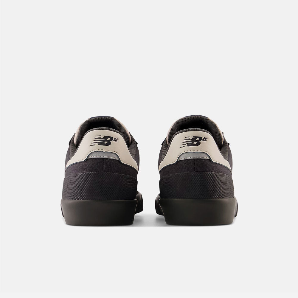 New Balance Numeric - NM 272 - Black