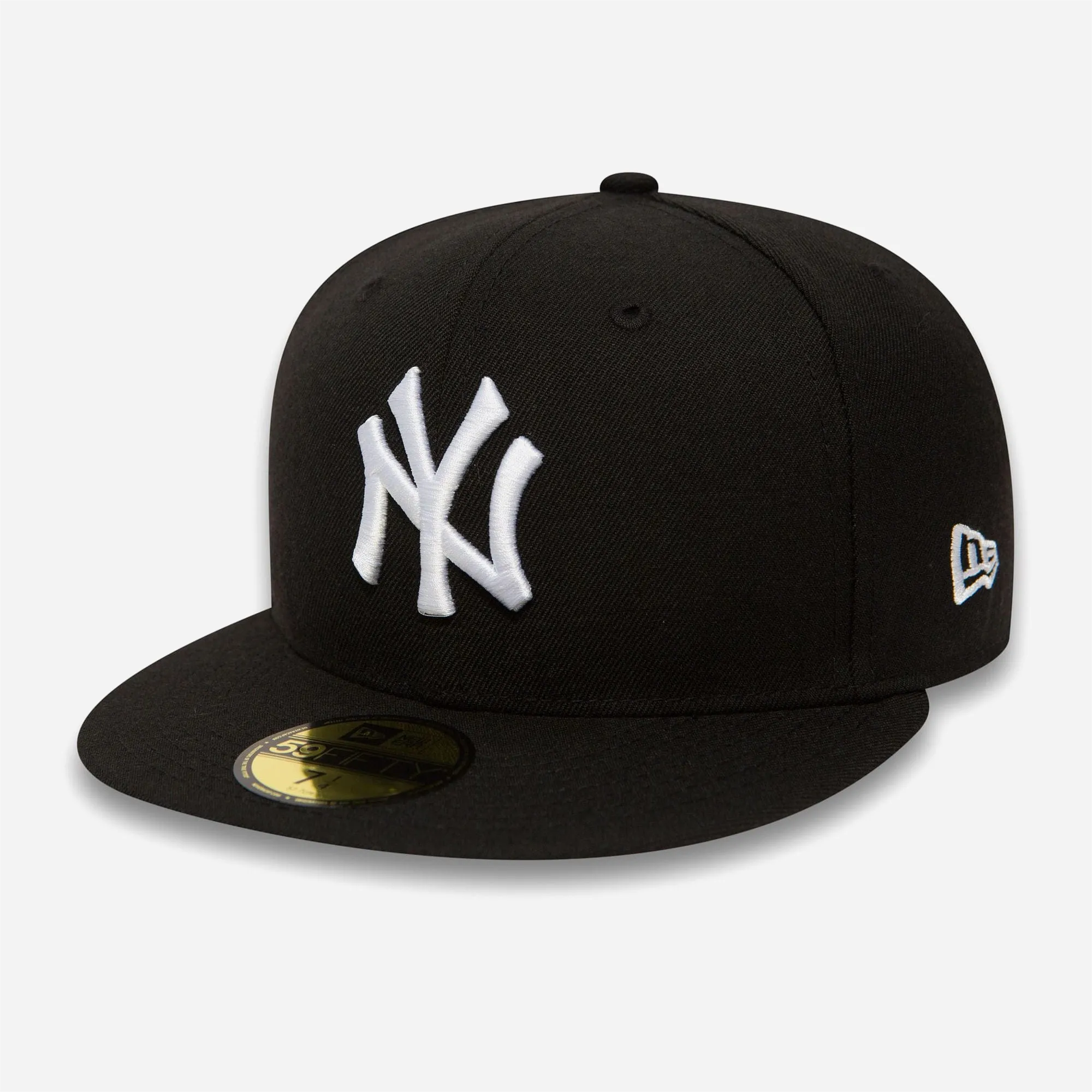 Casquette classique New Era 59FIFTY Fitted New York Yankees noire Essential avec logo NY blanc brodé en relief.