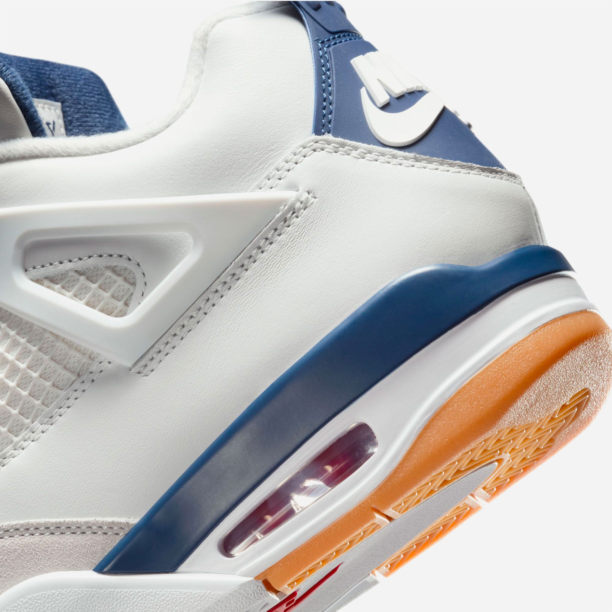 Nike SB - Air Jordan 4 - Summit White / White - Navy - Neutral Grey