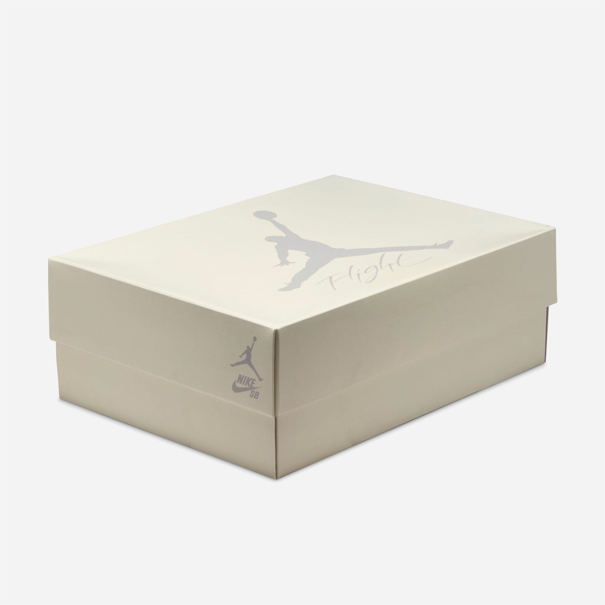 Nike SB - Air Jordan 4 - Summit White / White - Navy - Neutral Grey