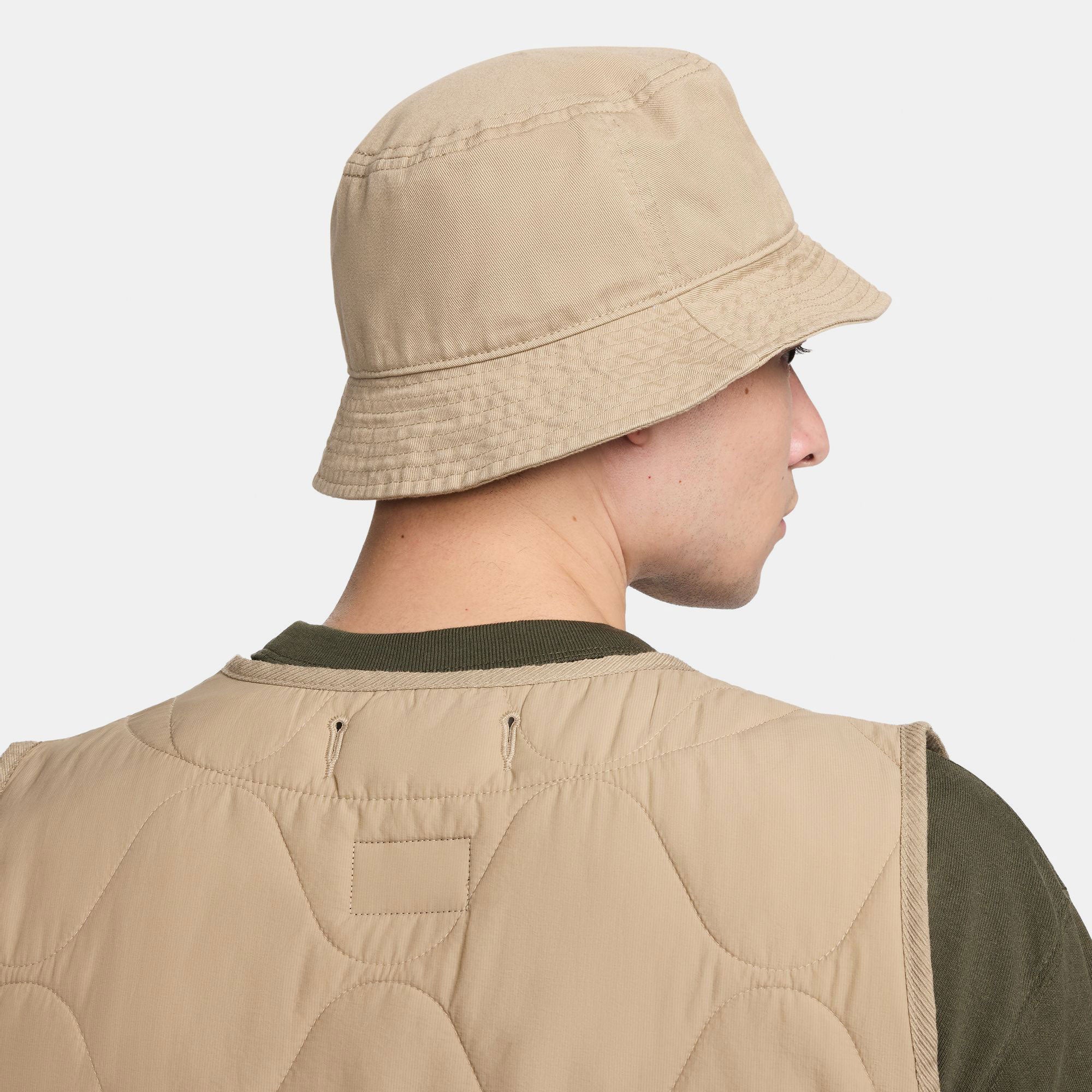 Nike - Apex Bucket Futura SQ - Washed Khaki/White