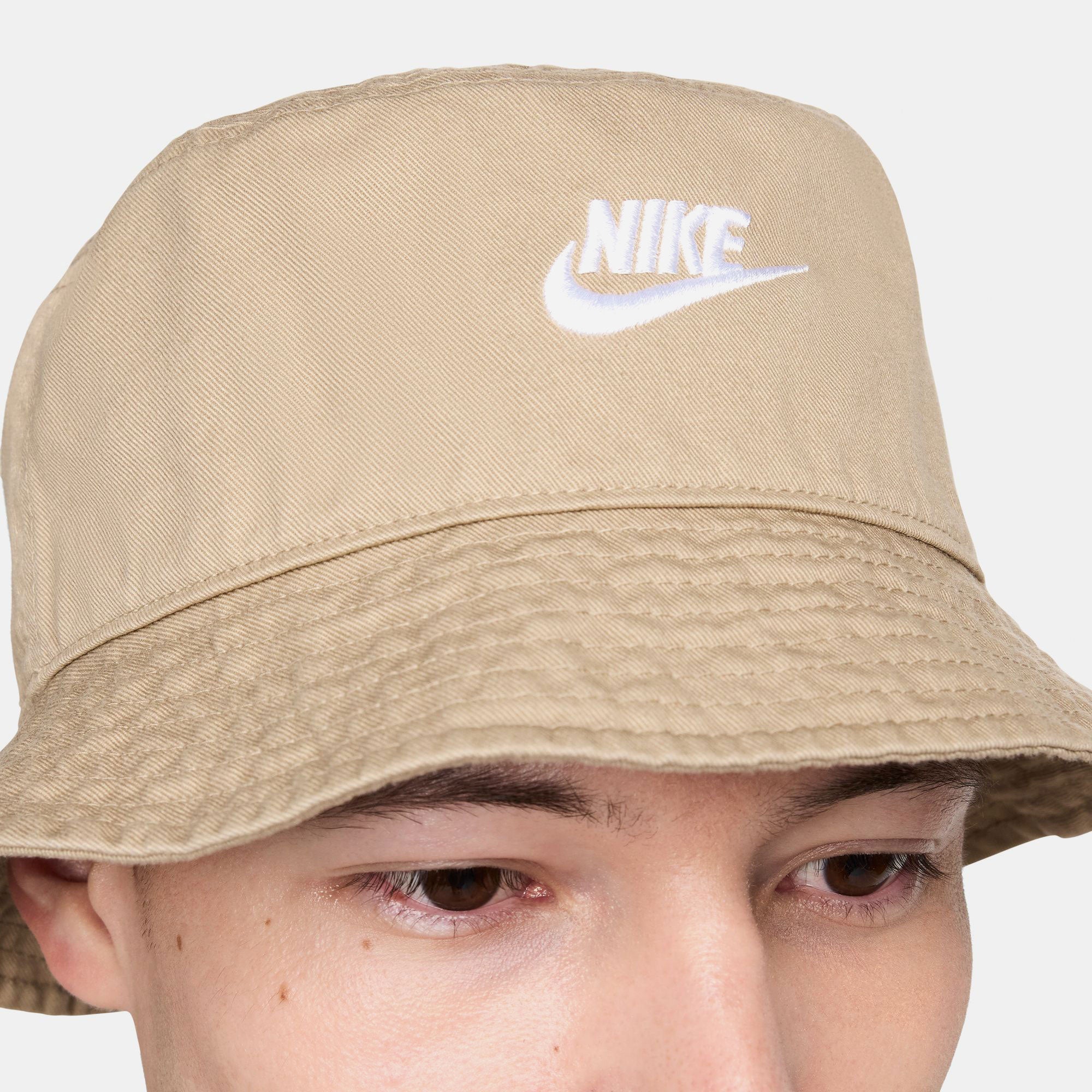 Nike - Apex Bucket Futura SQ - Washed Khaki/White