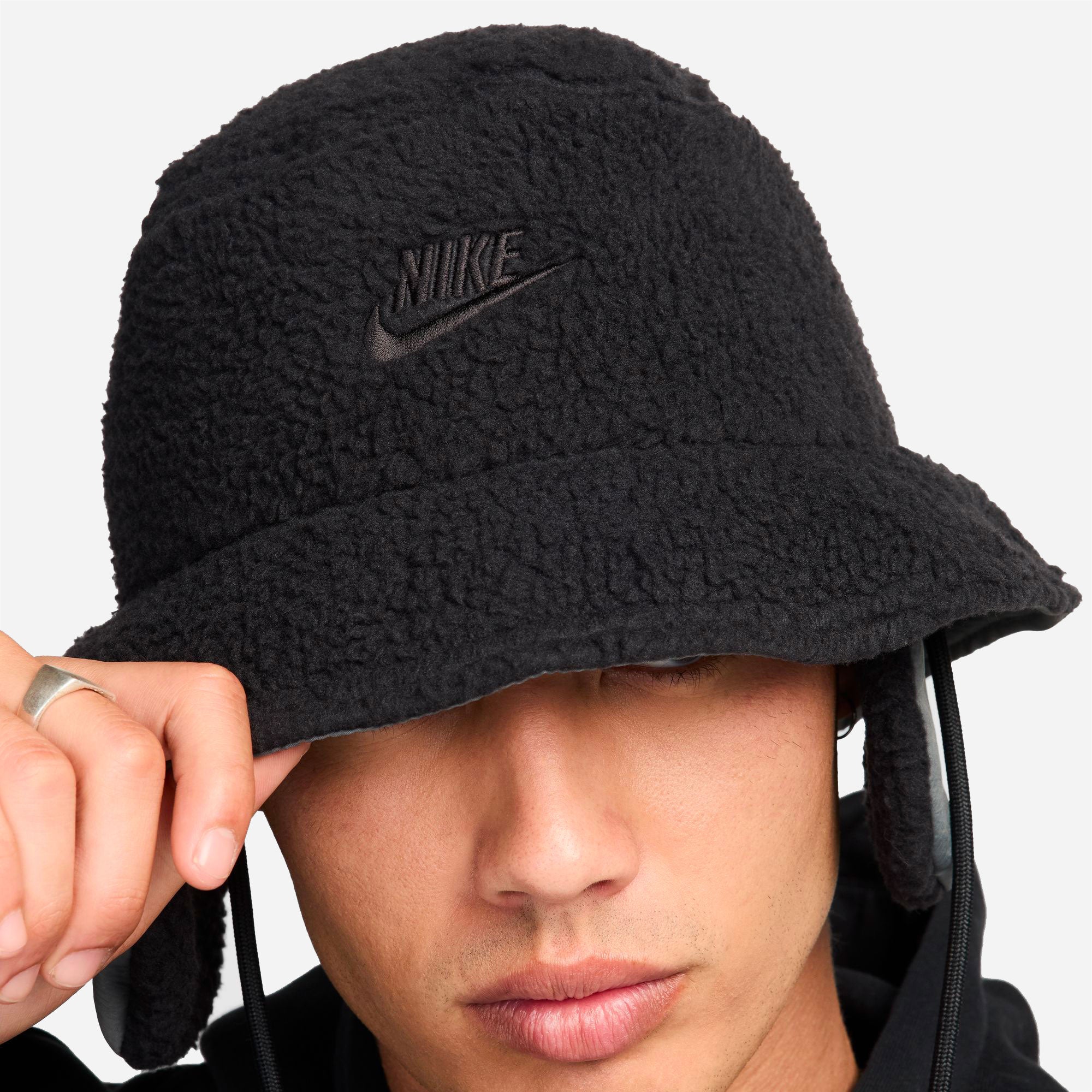 Nike - Apex Bucket Squared Outdoor - Black / Iron Grey / Black