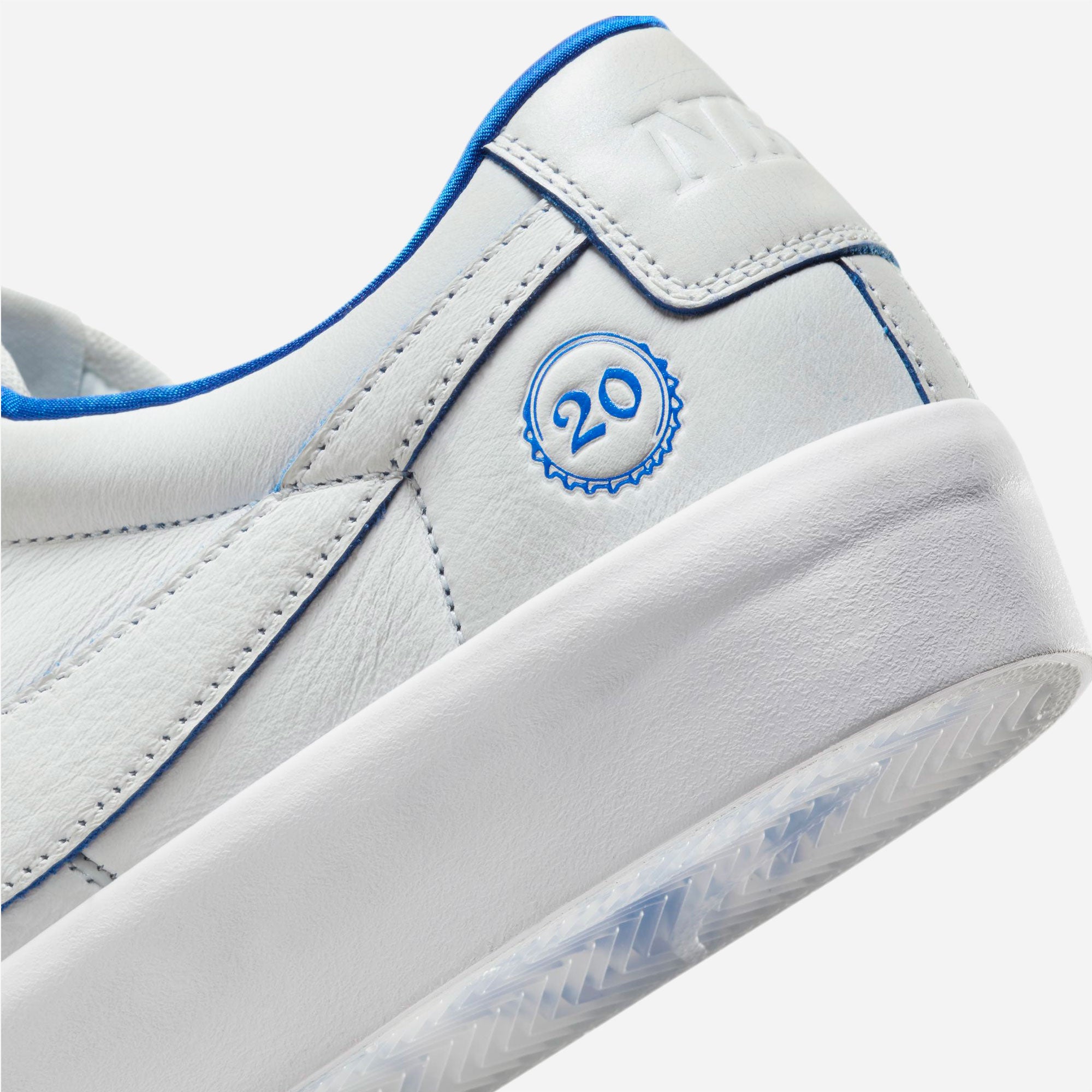 Nike SB - Blazer Low Pro GT Premium - Summit white Game Royal Summit White