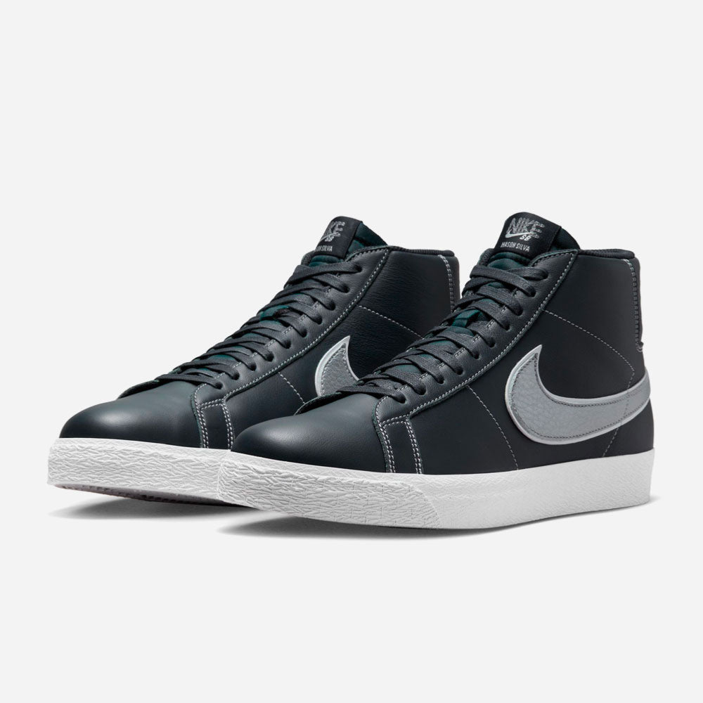 NIKE SB - ZOOM BLAZER MID x MASON SILVA - BLACKENED BLUE WOLF GREY BLACKENED BLUE