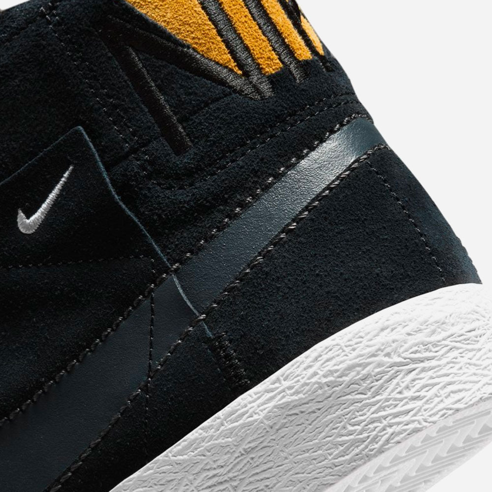 NIKE SB - ZOOM BLAZER MID PREMIUM - Black - Anthracite - Black - White