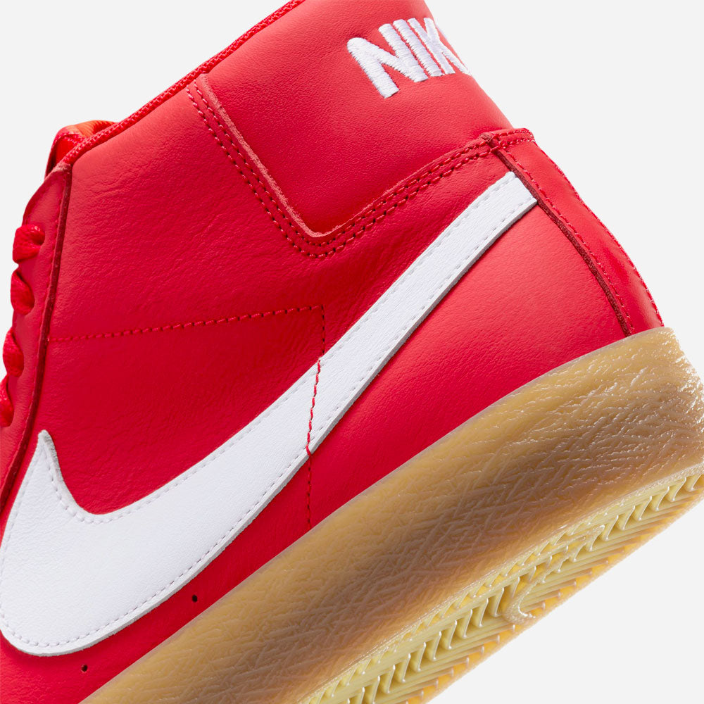 NIKE SB - ZOOM BLAZER MID ISO - University Red White White