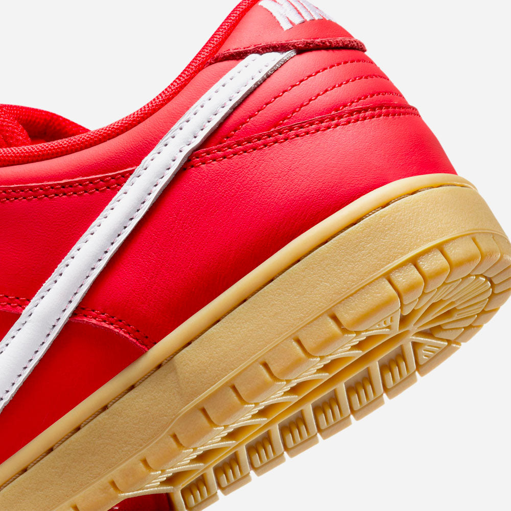 NIKE SB - DUNK LOW PRO - University Red / White - University Red