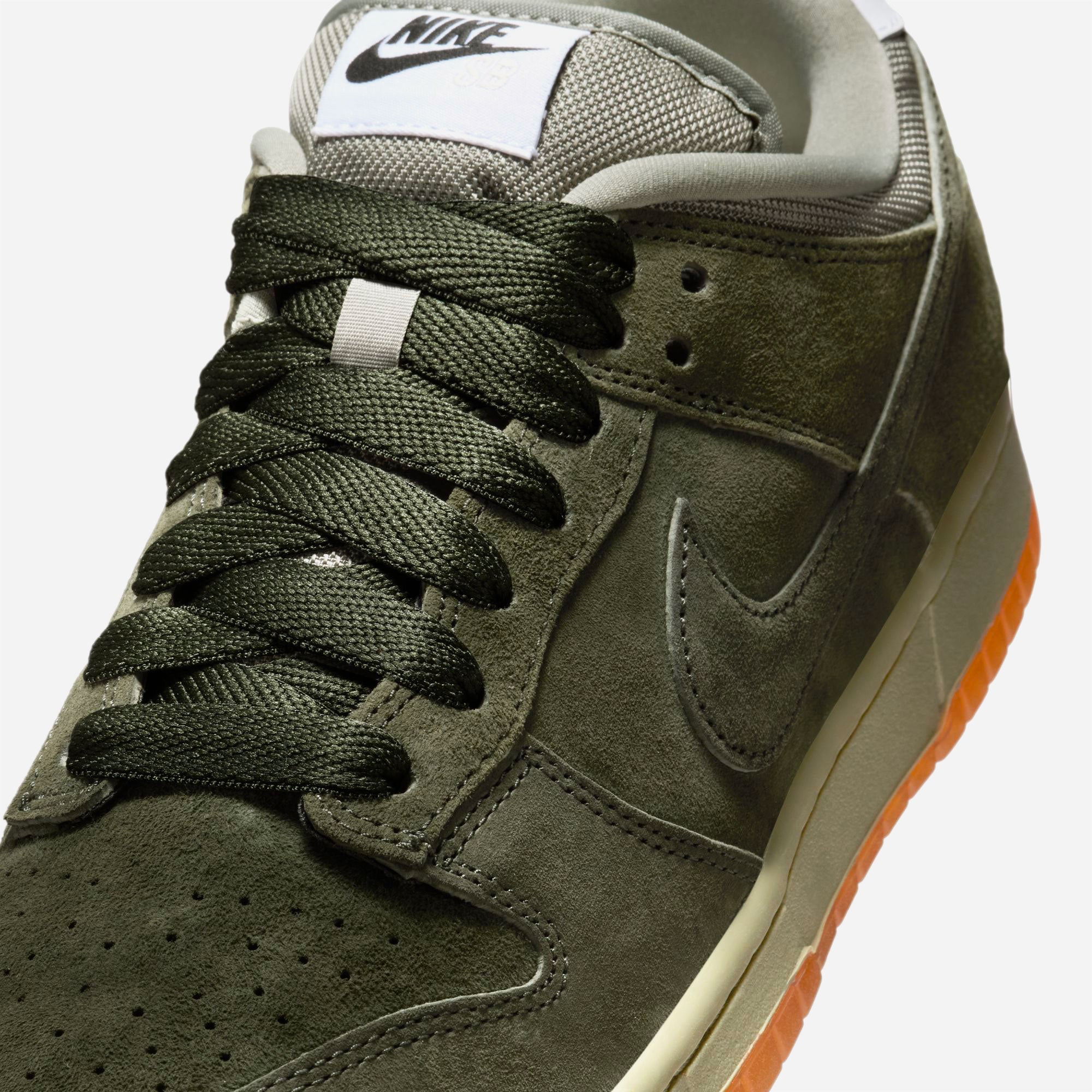 Nike SB - Dunk Low Premium Pro B - Sequoia Sequoia Light Army White