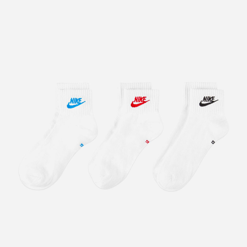 Nike - Everyday Essential 3 Pack Crew Socks - White / Multi