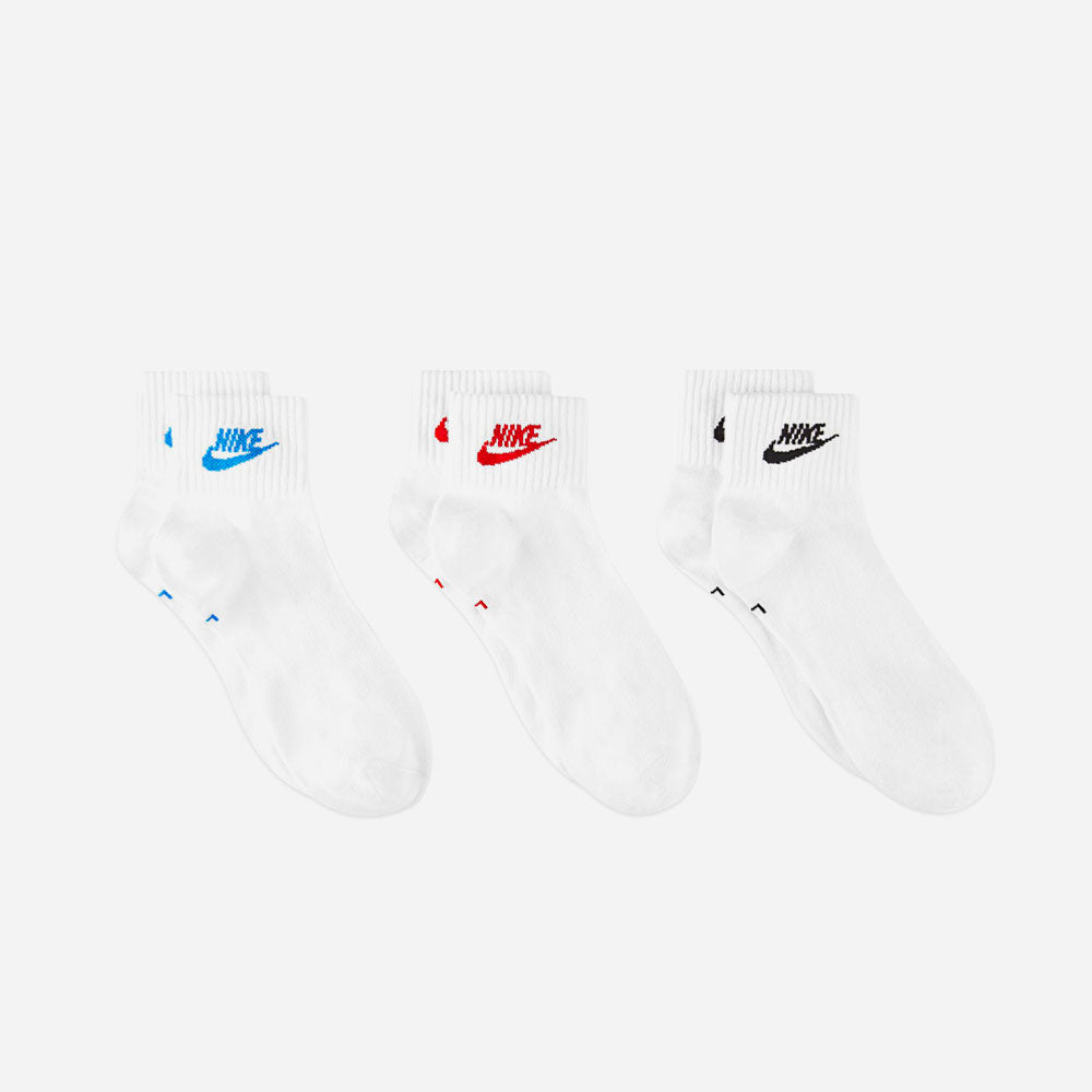 Nike - Everyday Essential 3 Pack Crew Socks - White / Multi