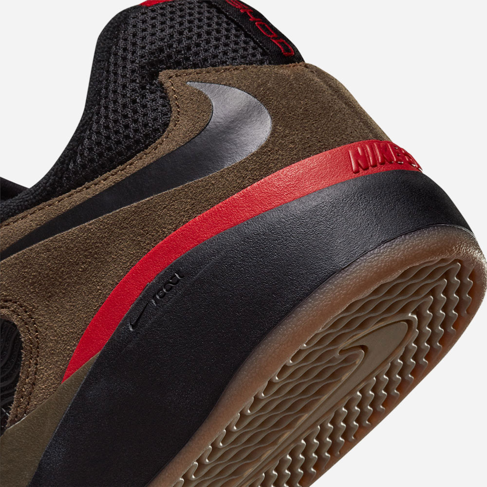 NIKE SB - ISHOD WAIR PREMIUM - LIGHT OLIVE-BLACK-LIGHT OLIVE
