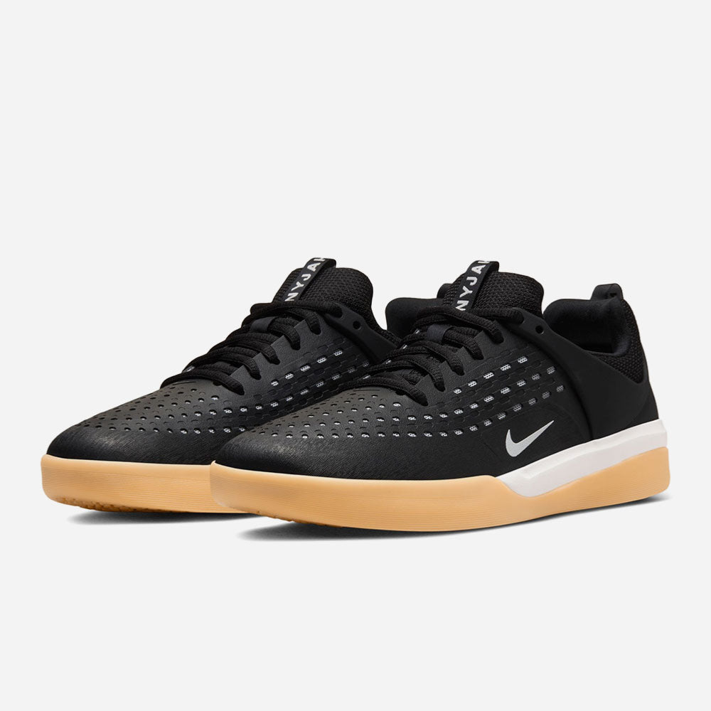 NIKE SB NYJAH 3 -BLACK-WHITE BLACK WHITE (GUM)