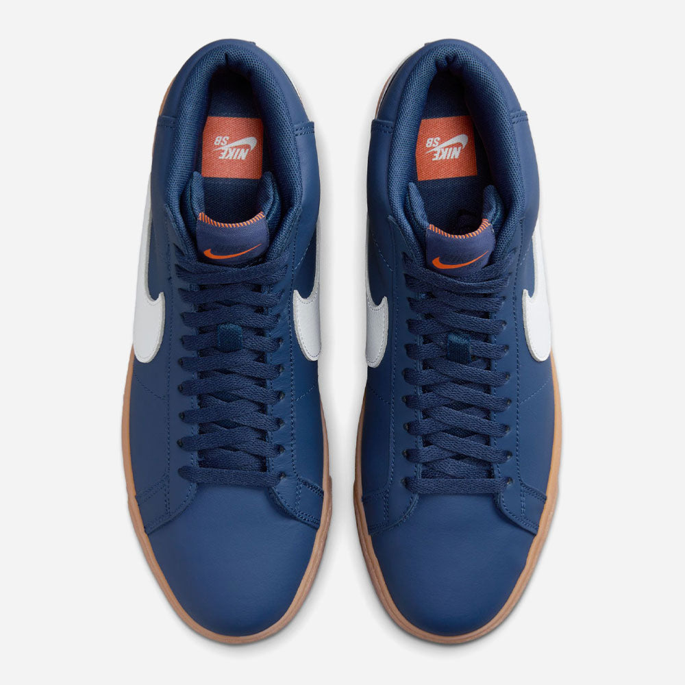 NIKE SB - ZOOM BLAZER MID - NAVY WHITE NAVY GUM LIGHT BROWN