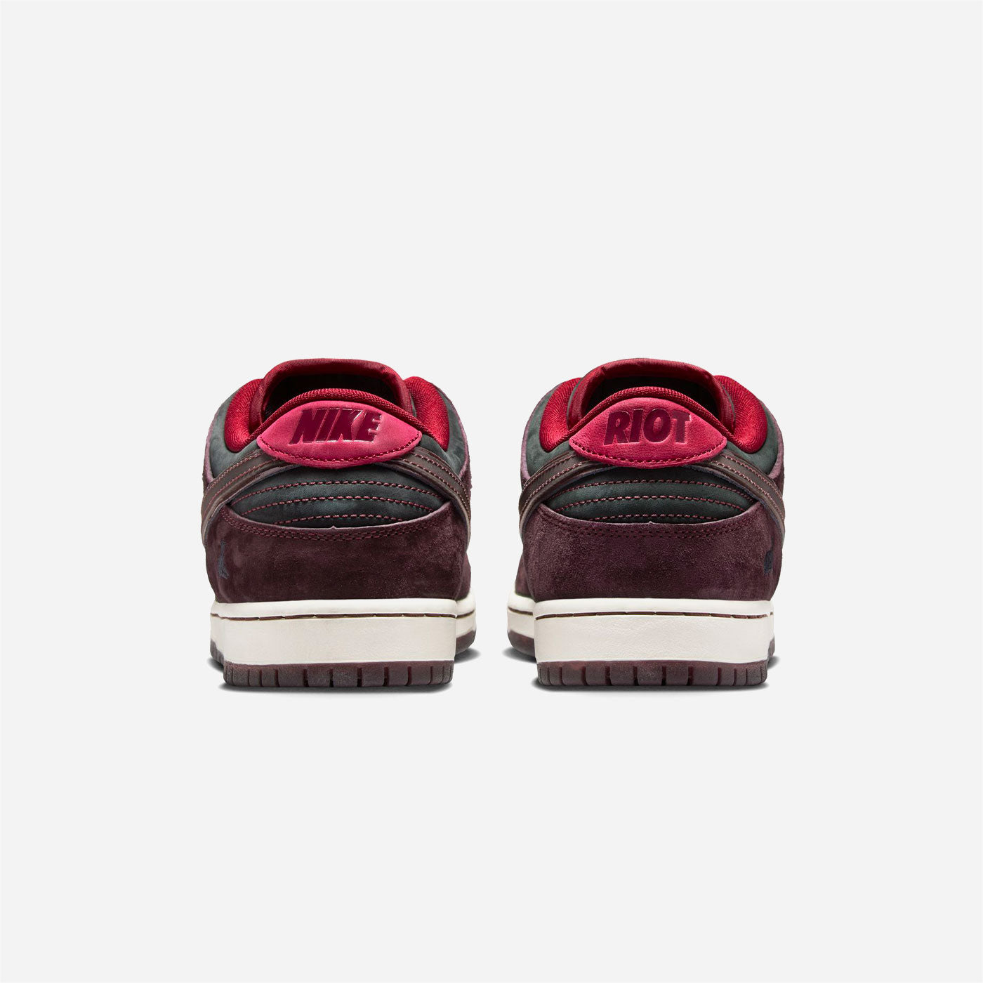 Nike SB - Dunk Low Premium Pro Quickstrike x Riot - Mahogany / Dark Beetroot Team Red Sail
