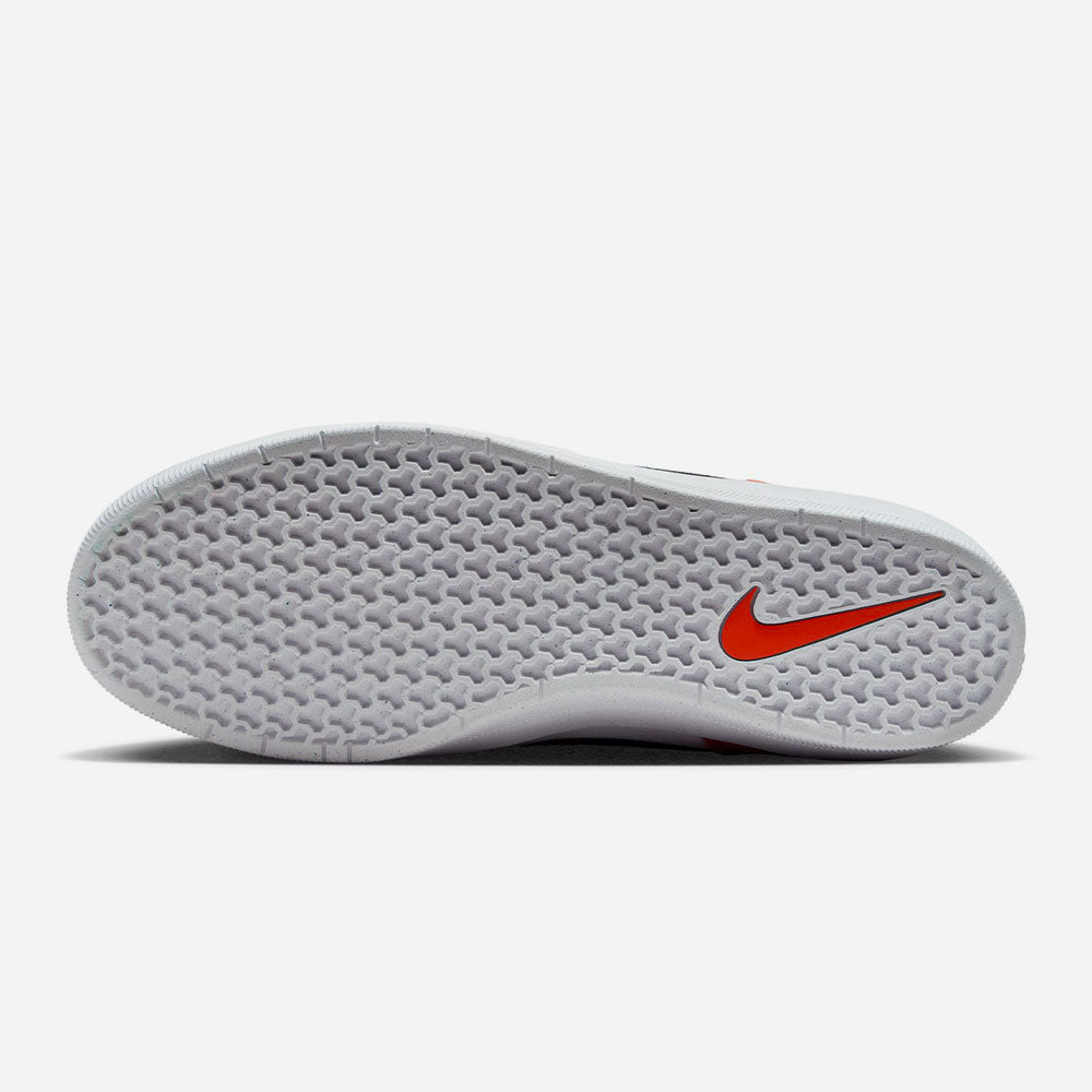 Nike SB - Force 58 - White / Black - Cosmic Clay - White