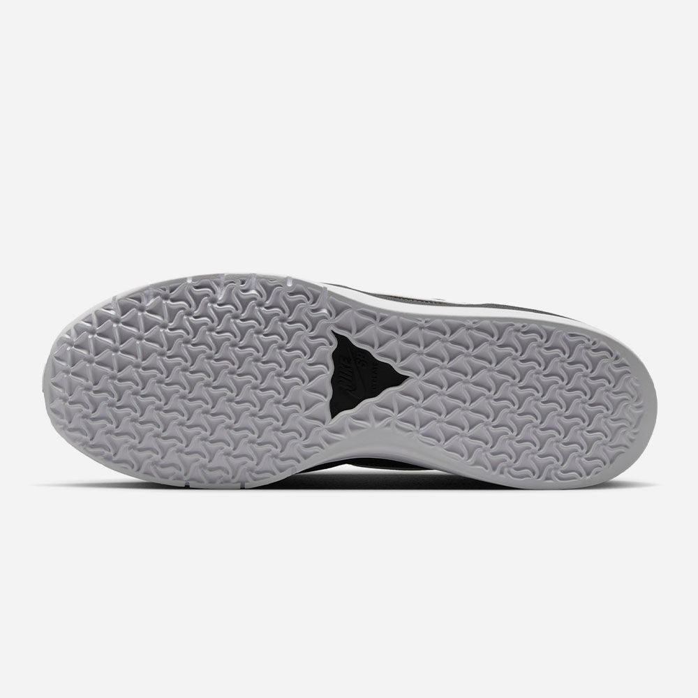 Nike SB - PS8 - Black / White - Black - White