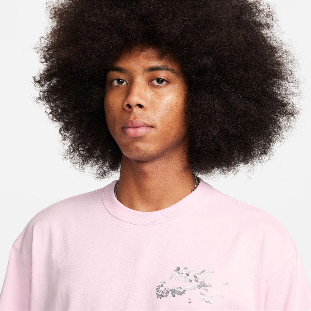 NIKE SB - TEE M90 SUST YUTO - Pink Foam