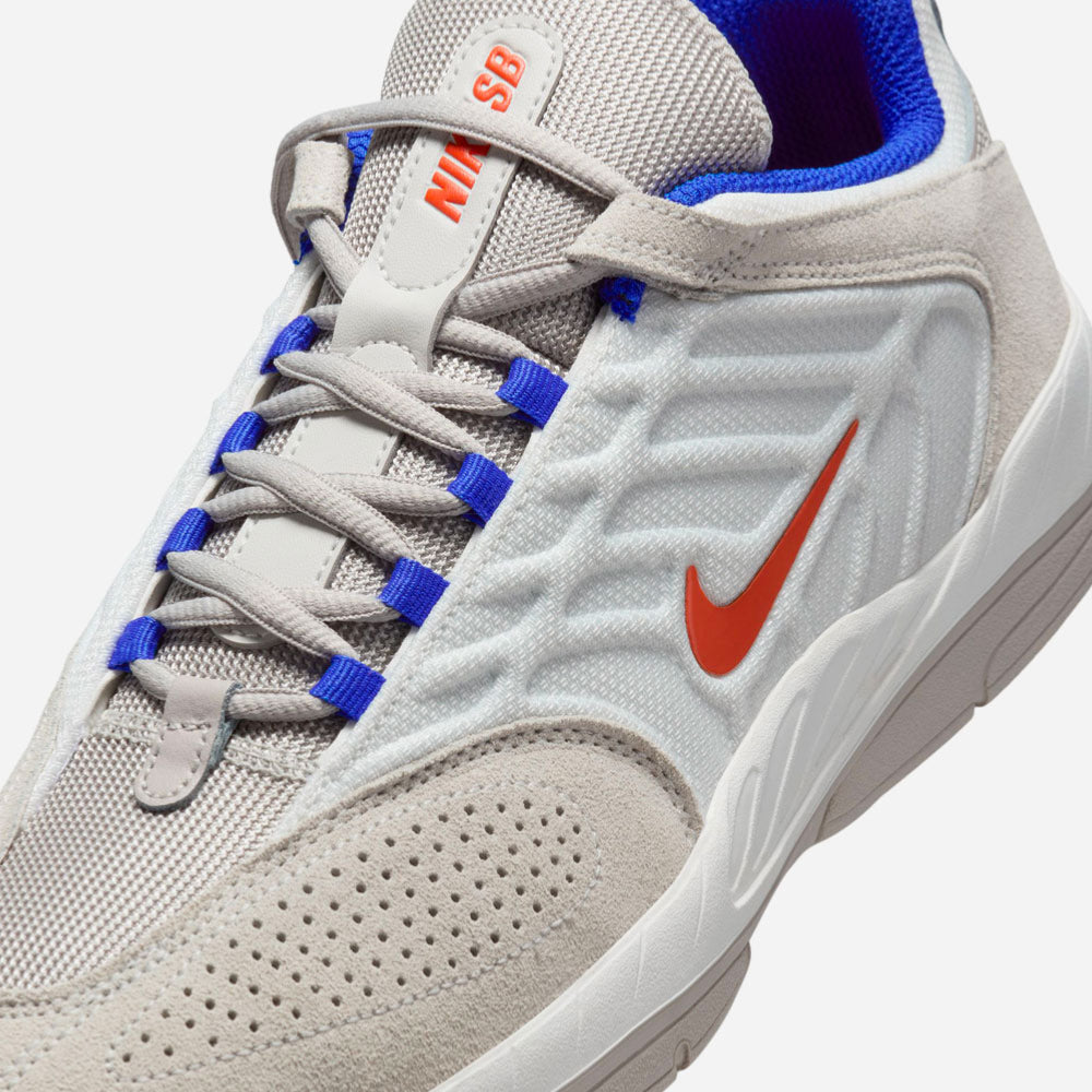 Nike SB - Vertebrae - Summit White -Cosmic Clay -Platinum was