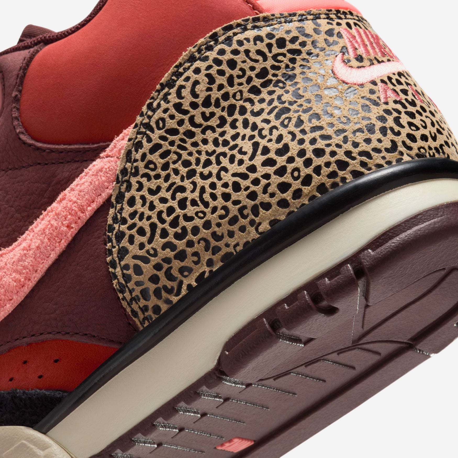 Nike SB - Air Trainer 1 - Limestone Pink Quartz Earth