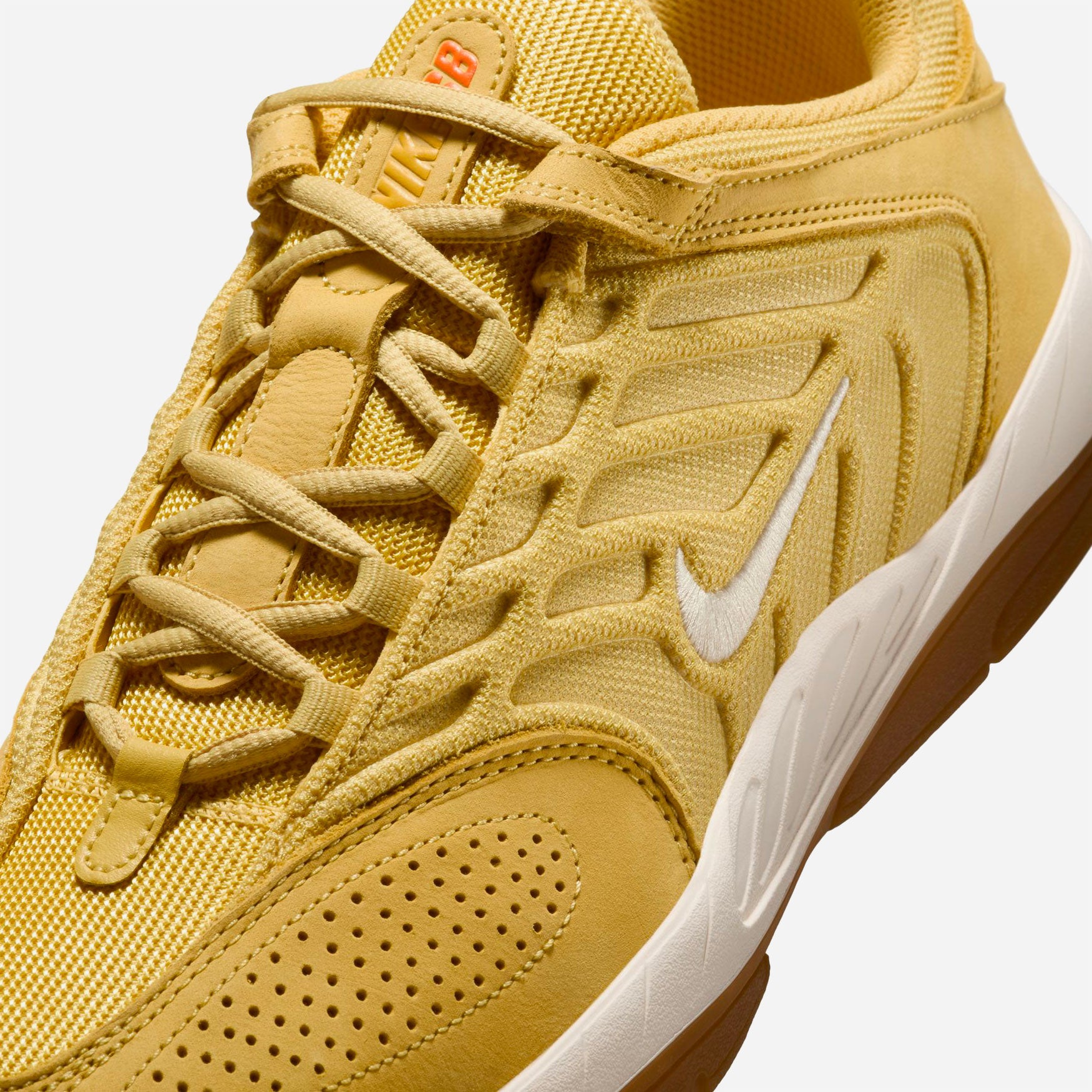 Nike SB - Vertebrae Iso - Saturn Gold Sail Saturn Gold Solar Flare