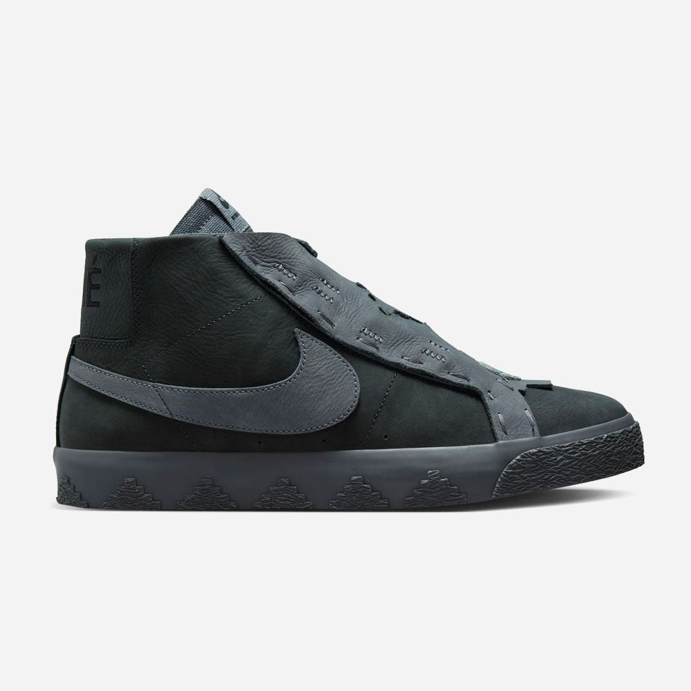 NIKE SB - ZOOM BLAZER MID x QS DIORR GREENWOOD - Anthracite Dark Smoke Grey