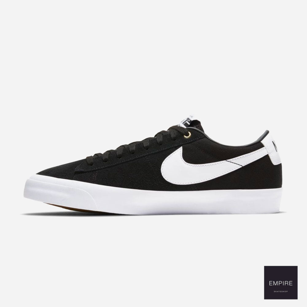 NIKE SB BLAZER LOW PRO GT - Black White Black