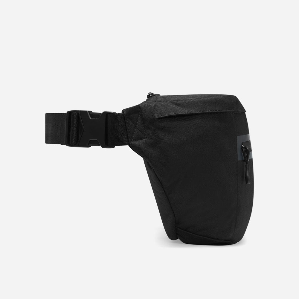 NIKE - ELEMENTAL PREMIUM FANNY PACK - Black White