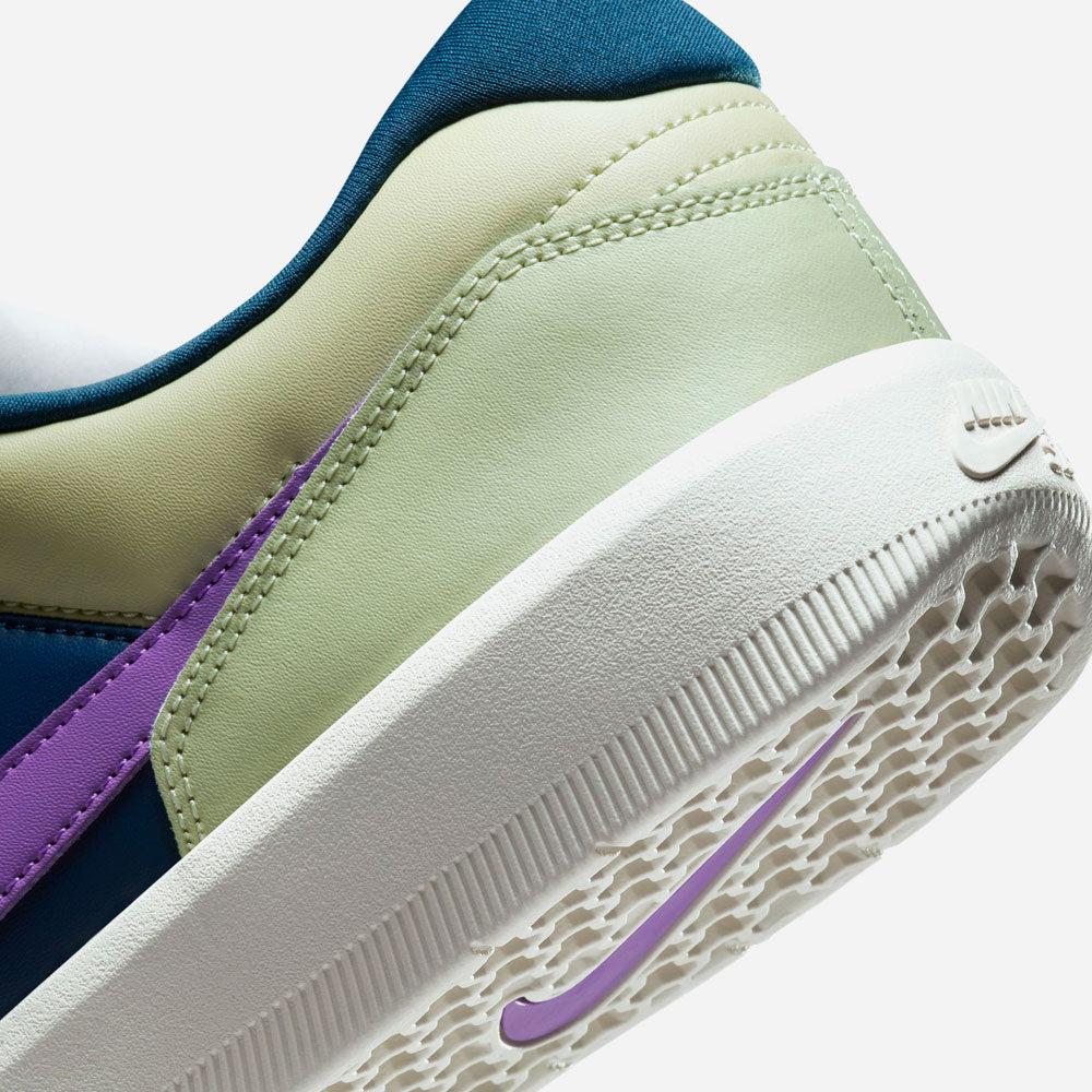 NIKE SB - FORCE 58 PREMIUM L - Olive Aura Black Raspberry Armory Navy