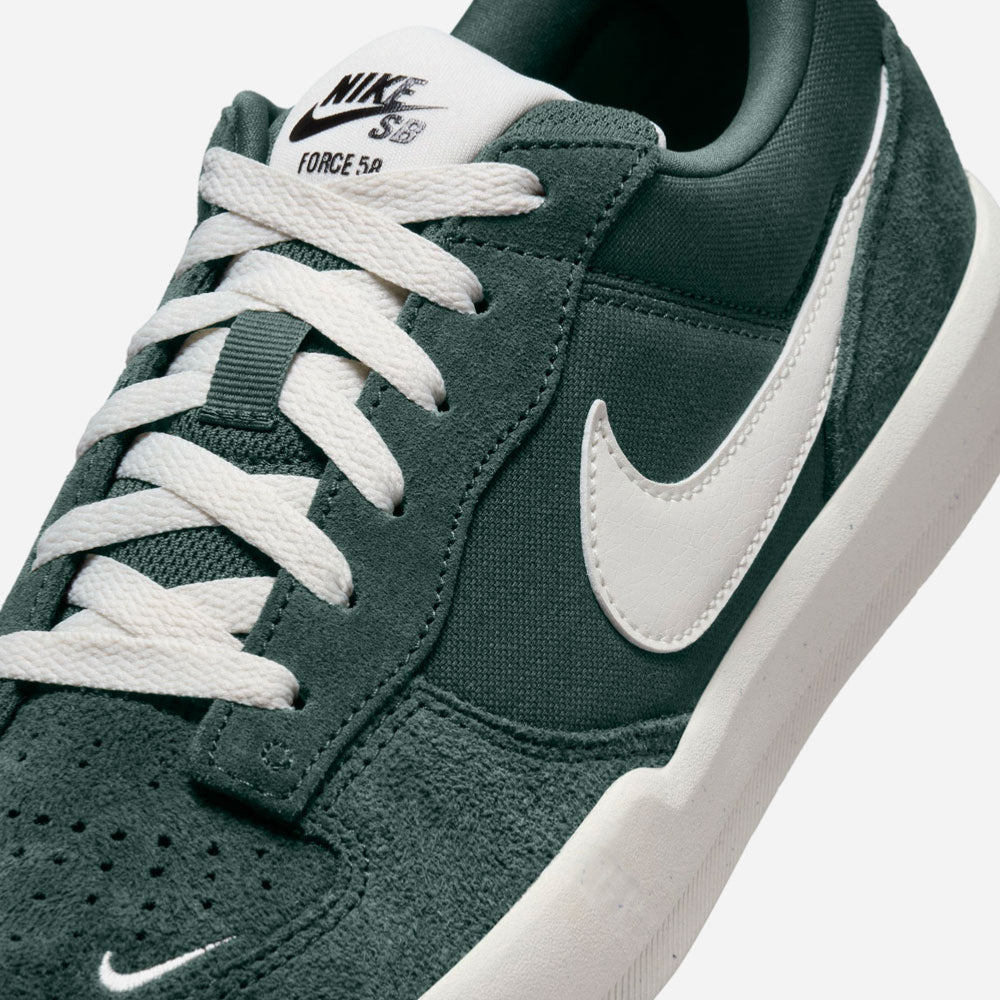 Nike SB - Force 58 - Vintage Green / Sail - Vintage Green - Sail