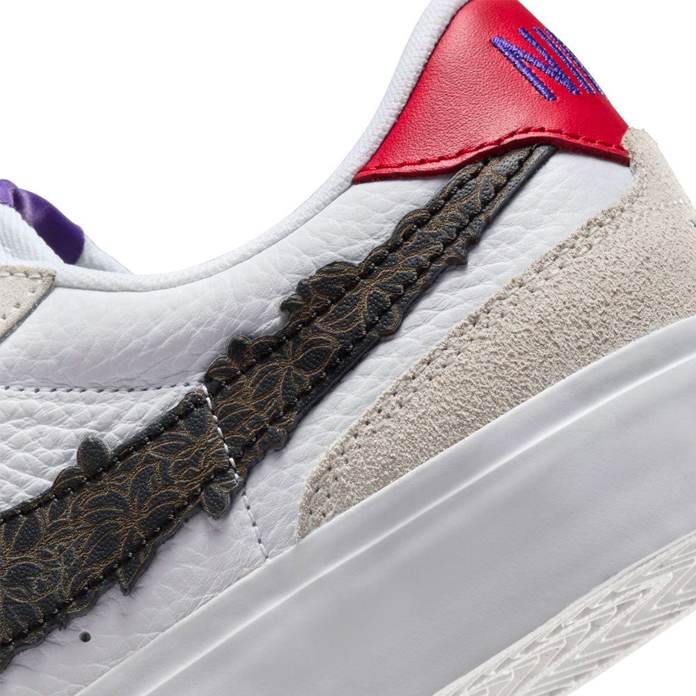 NIKE SB - POGO PLUS SKY BROWN - Sail Black White Gym Red